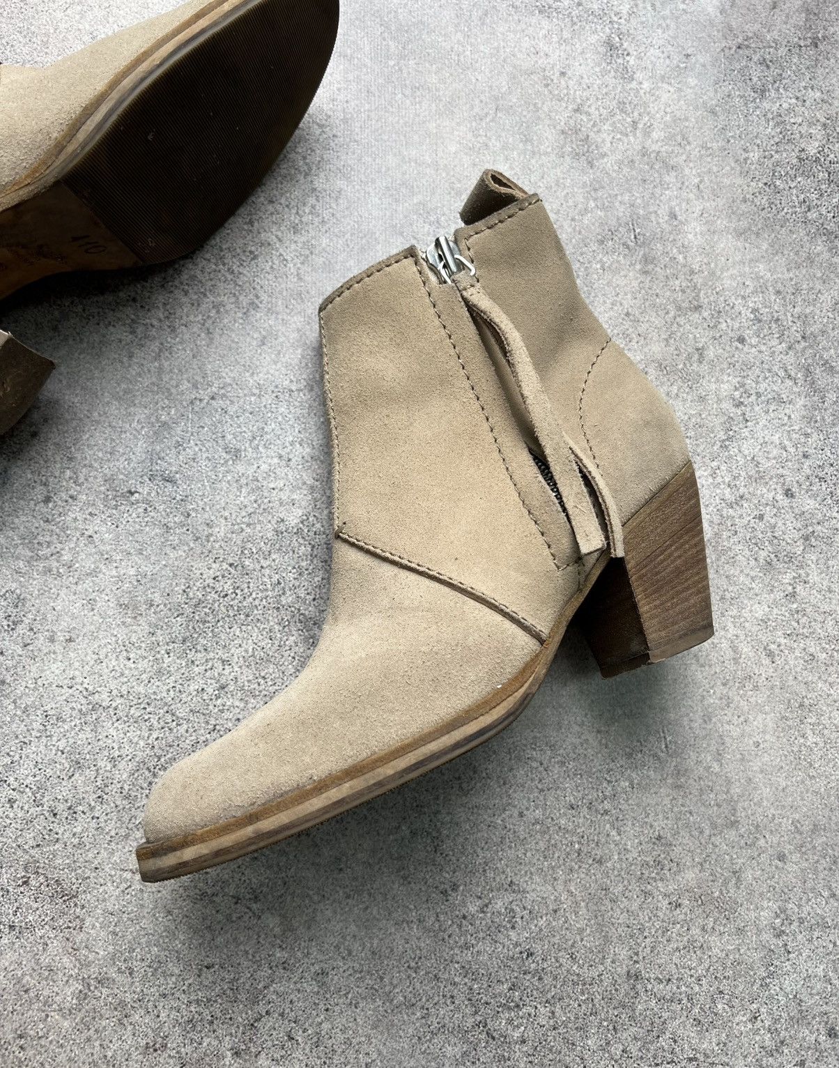 Acne Studios Acne Studios platform heels suede boots Size US 8 / IT 38 - 3 Thumbnail