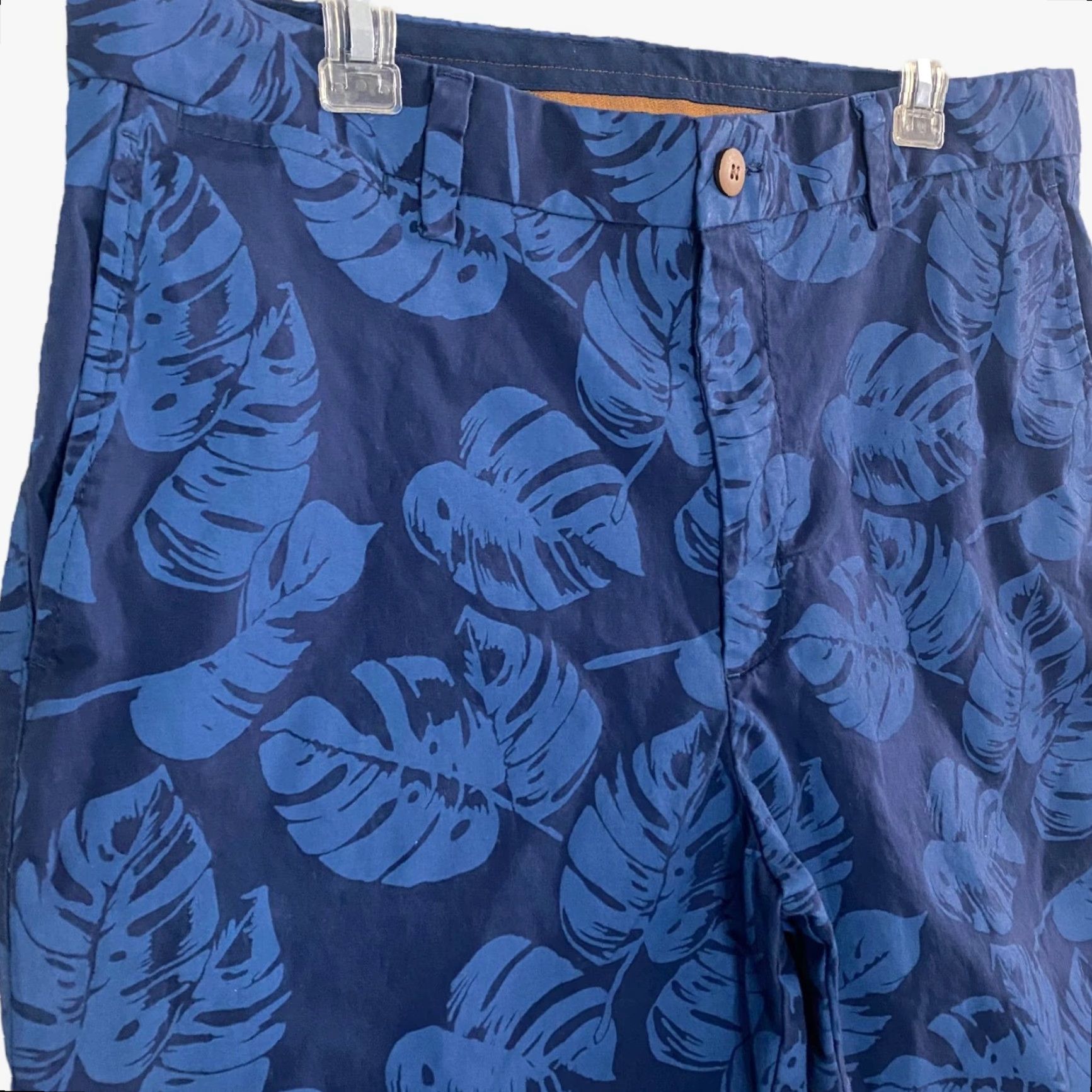 Tommy Bahama VINTAGE Tommy Bahama Shorts Puerto Real Fronds Blue Tropical Leaf Print Mens 38 Size US 38 / EU 54 - 3 Thumbnail