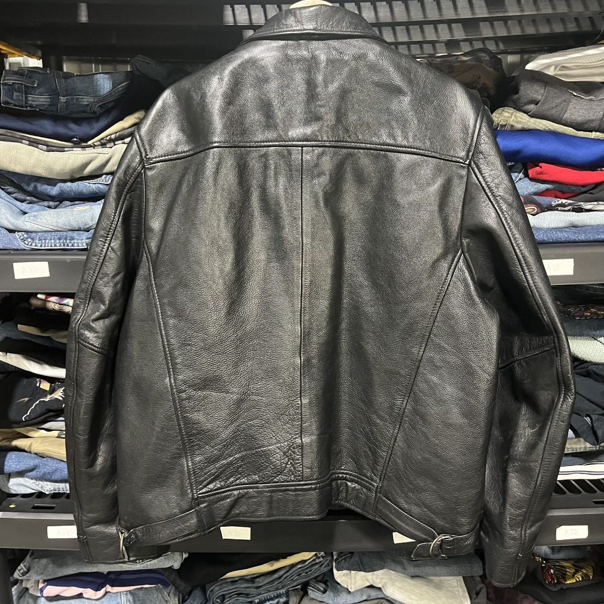Wilsons Leather VINTAGE 90s WILSON LEATHER JACKET FULL ZIP BLACK SIZE LARGE Size US L / EU 52-54 / 3 - 11 Thumbnail