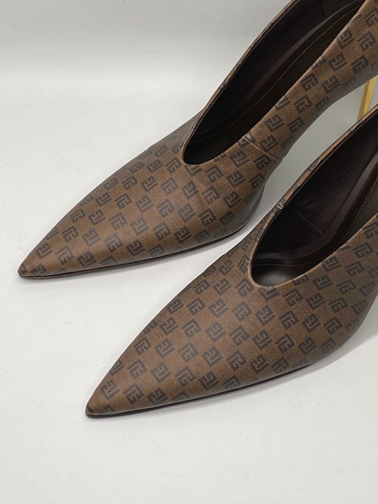 Balmain Balmain Clara-Mini Monogram Pumps size 37.5 Size US 7.5 / IT 37.5 - 5 Thumbnail