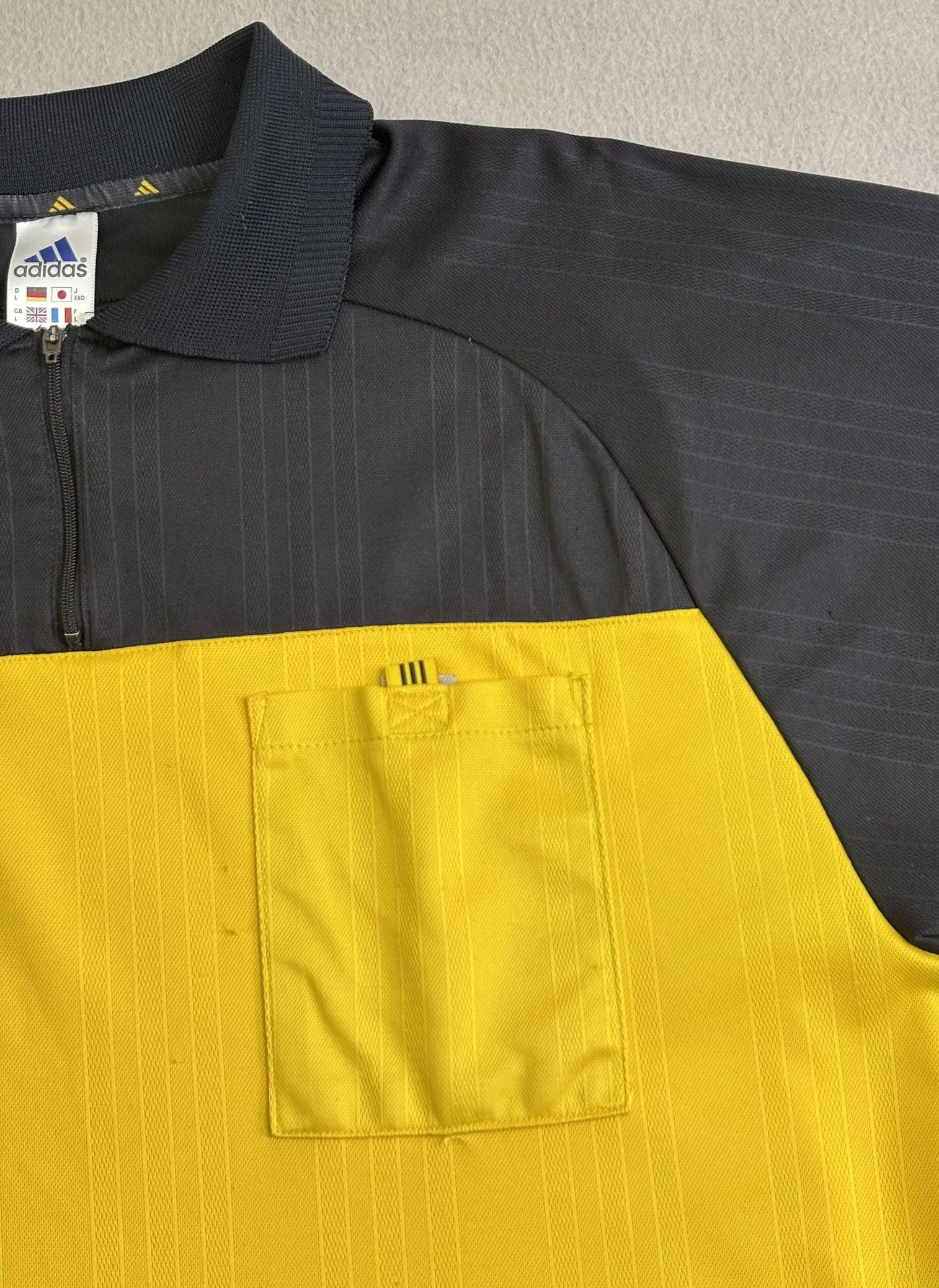 Adidas × Vintage Adidas vintage 90s referee shirt size L Size US L / EU 52-54 / 3 - 7 Thumbnail