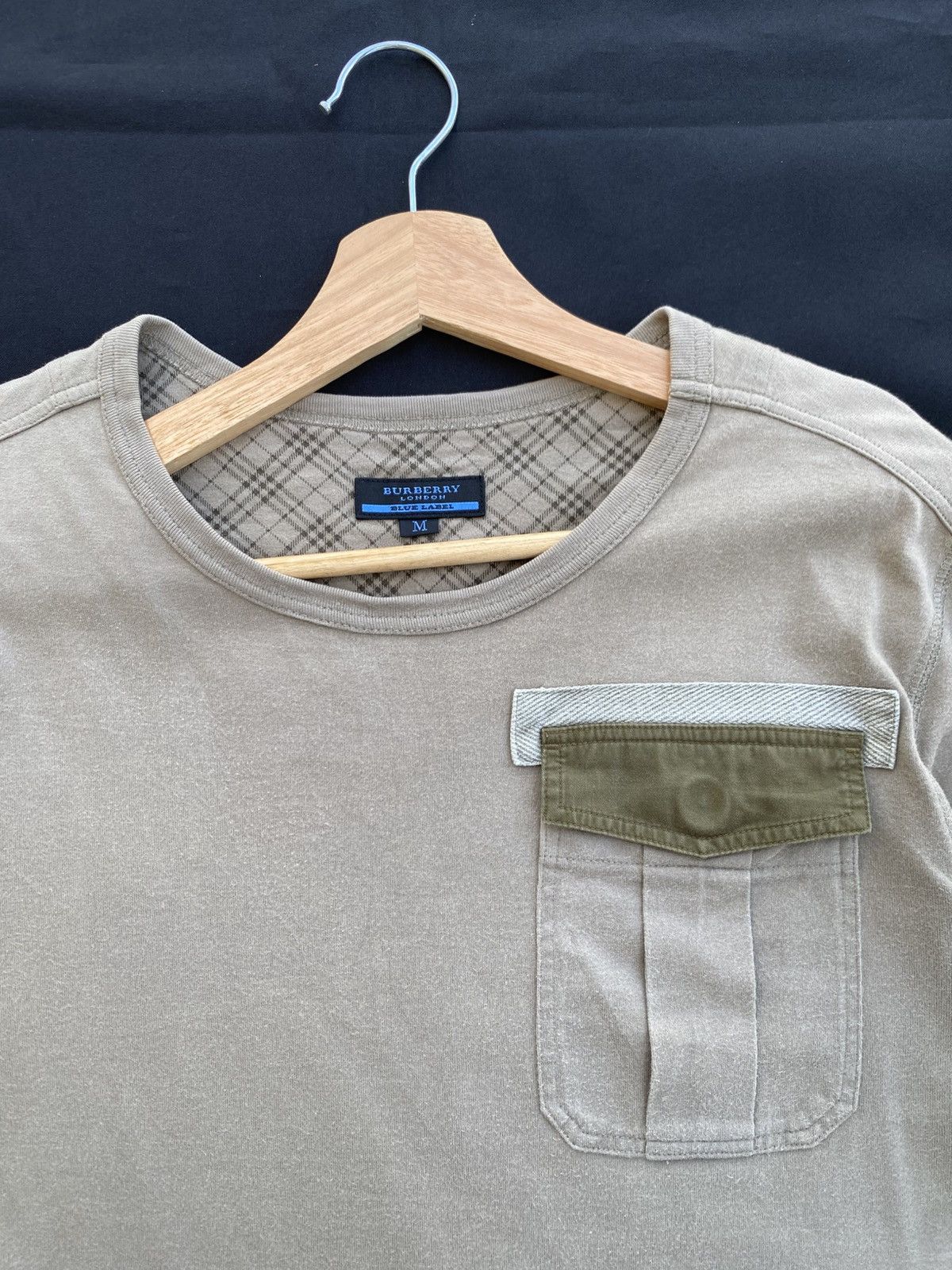 Burberry Rare Vintage Burberry Blue Label Tshirt Size US M / EU 48-50 / 2 - 1 Thumbnail