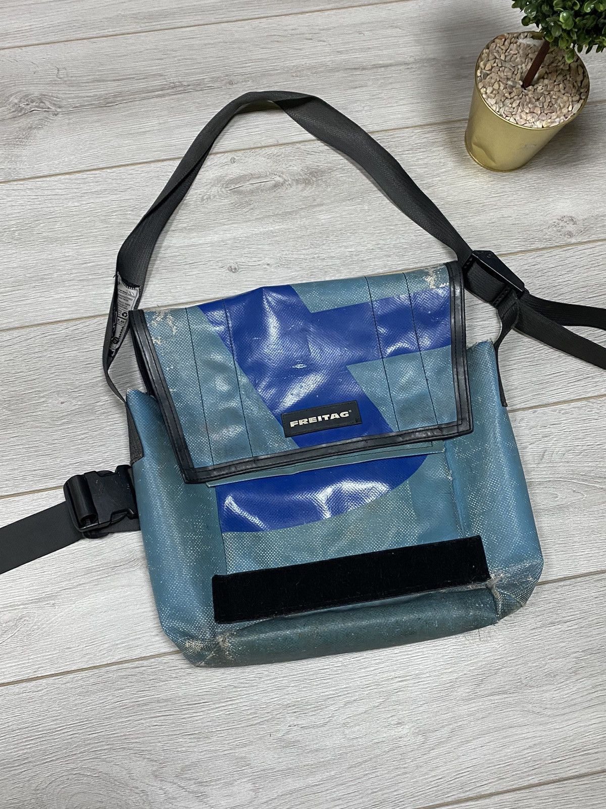 Freitag Freitag🇨🇭G5.1 3 in 1 recycle ♻️ waterproof vintage Zurich bag Size ONE SIZE - 2 Thumbnail