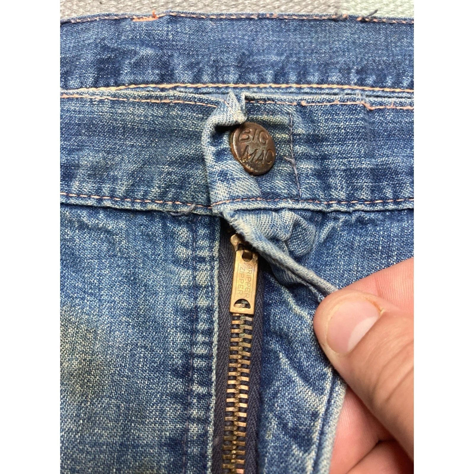 Vintage VINTAGE Big Mac Jeans Carpenter Denim Dark Wash 40x28 Mens Blue 1950s Workwear Size US 40 / EU 56 - 6 Thumbnail