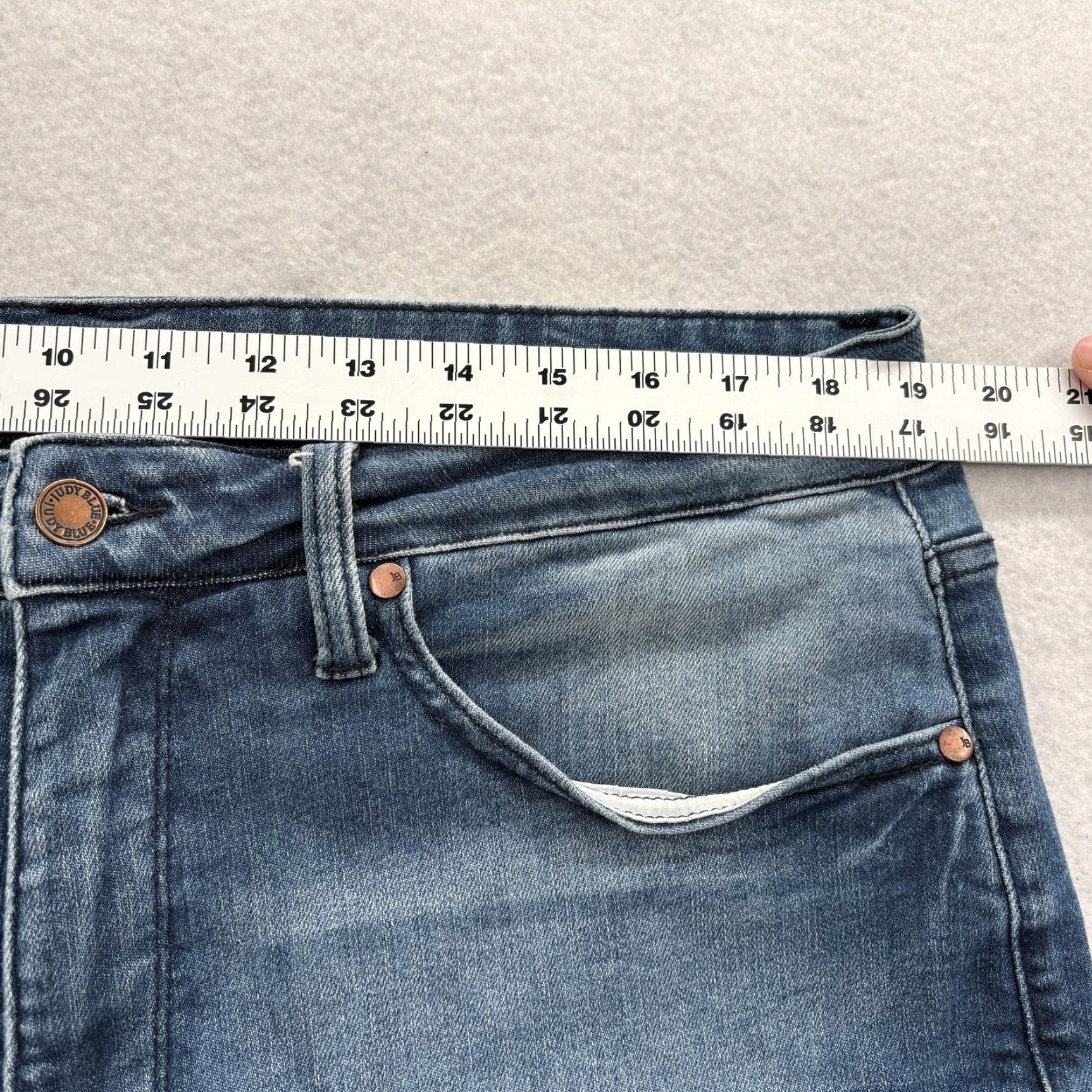 Denime VINTAGE: No | Judy Blue Jeans Womens 18W Blue Medium Wash Stretch Skinny Ankle Denim Preppy Size 40" / US 18 - 6 Thumbnail