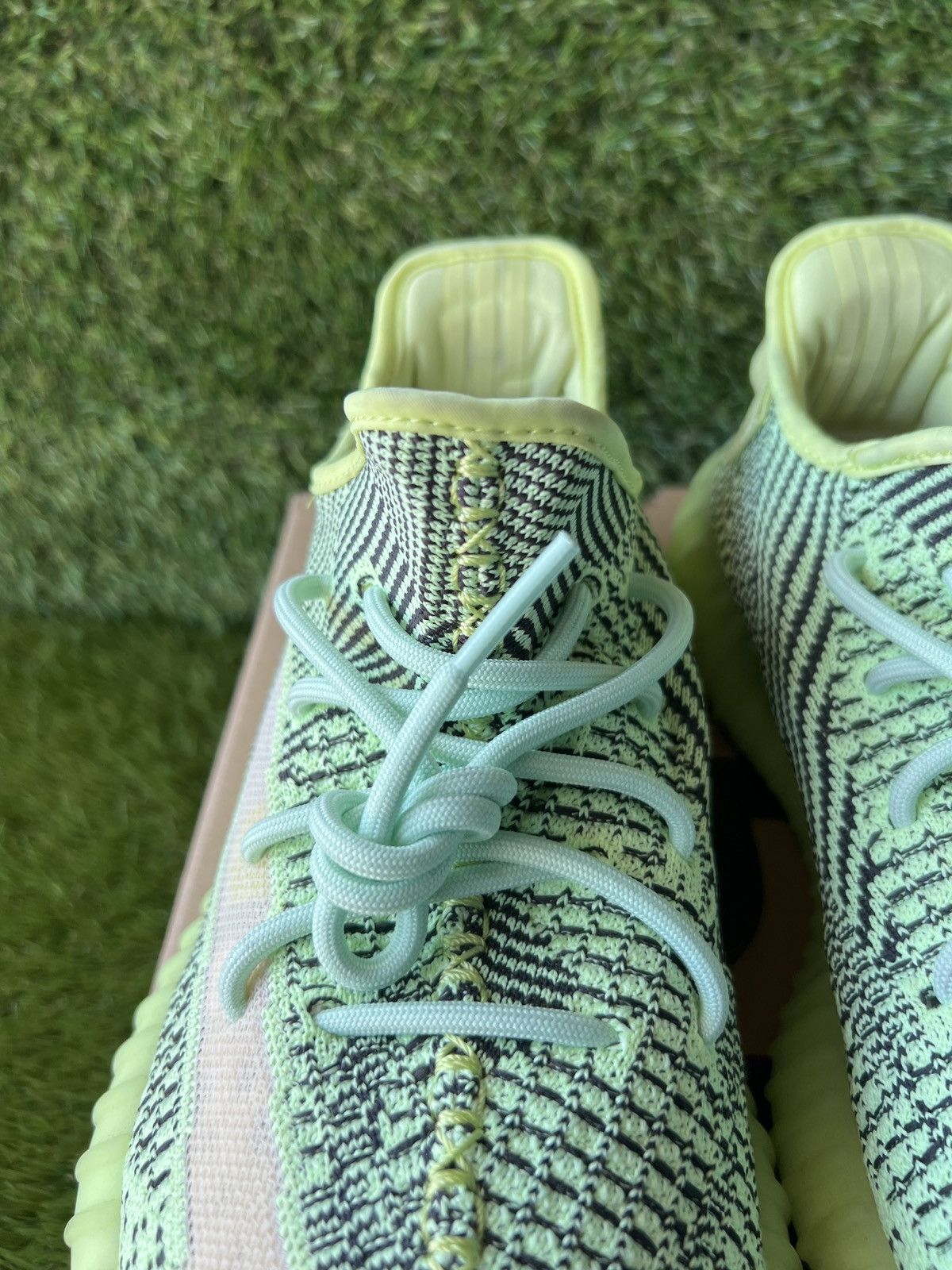 Adidas × Kanye West × Yeezy adidas Yeezy Boost 350 V2 Yeezreel Non-Reflective Size US 10 / EU 43 - 7 Thumbnail