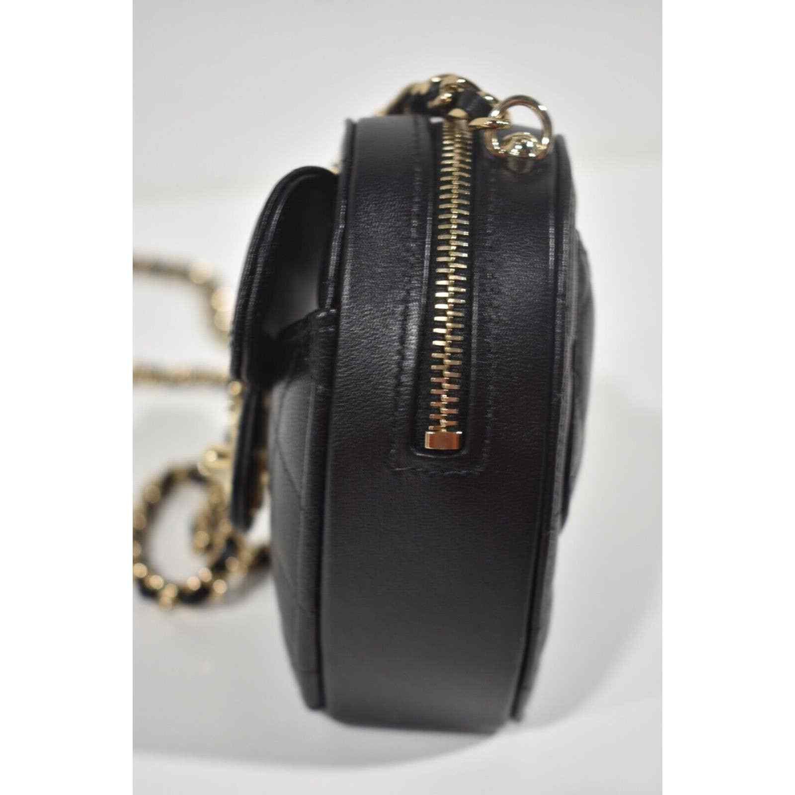 Chanel Chanel Runway Heart Quilted Chain Shoulder Crossbody Bag Size ONE SIZE - 12 Thumbnail
