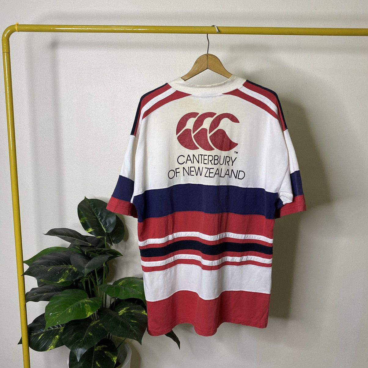 Canterbury of New Zealand × Vintage Vintage 1990s Canterbury Big Logo Rugby T Shirt Size US XL / EU 56 / 4 - 1 Thumbnail
