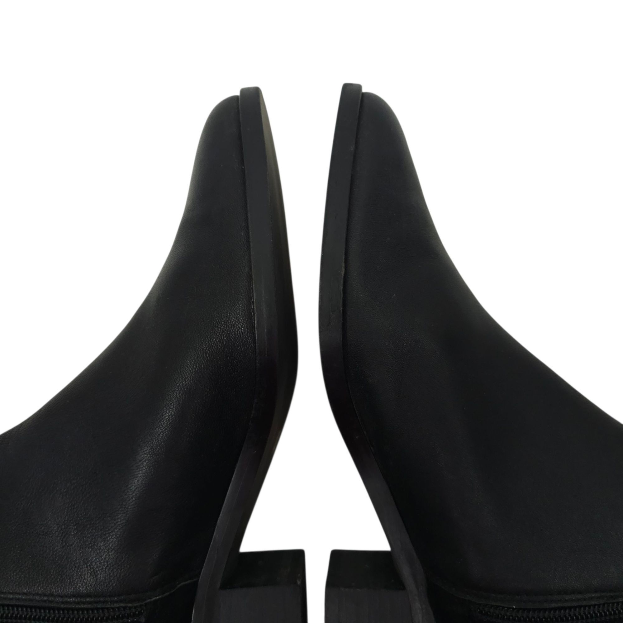 Anthropologie Anthropologie Side Zip Ankle Boots Womens 7.5 M Black Leathe Size US 7.5 / IT 37.5 - 11 Thumbnail