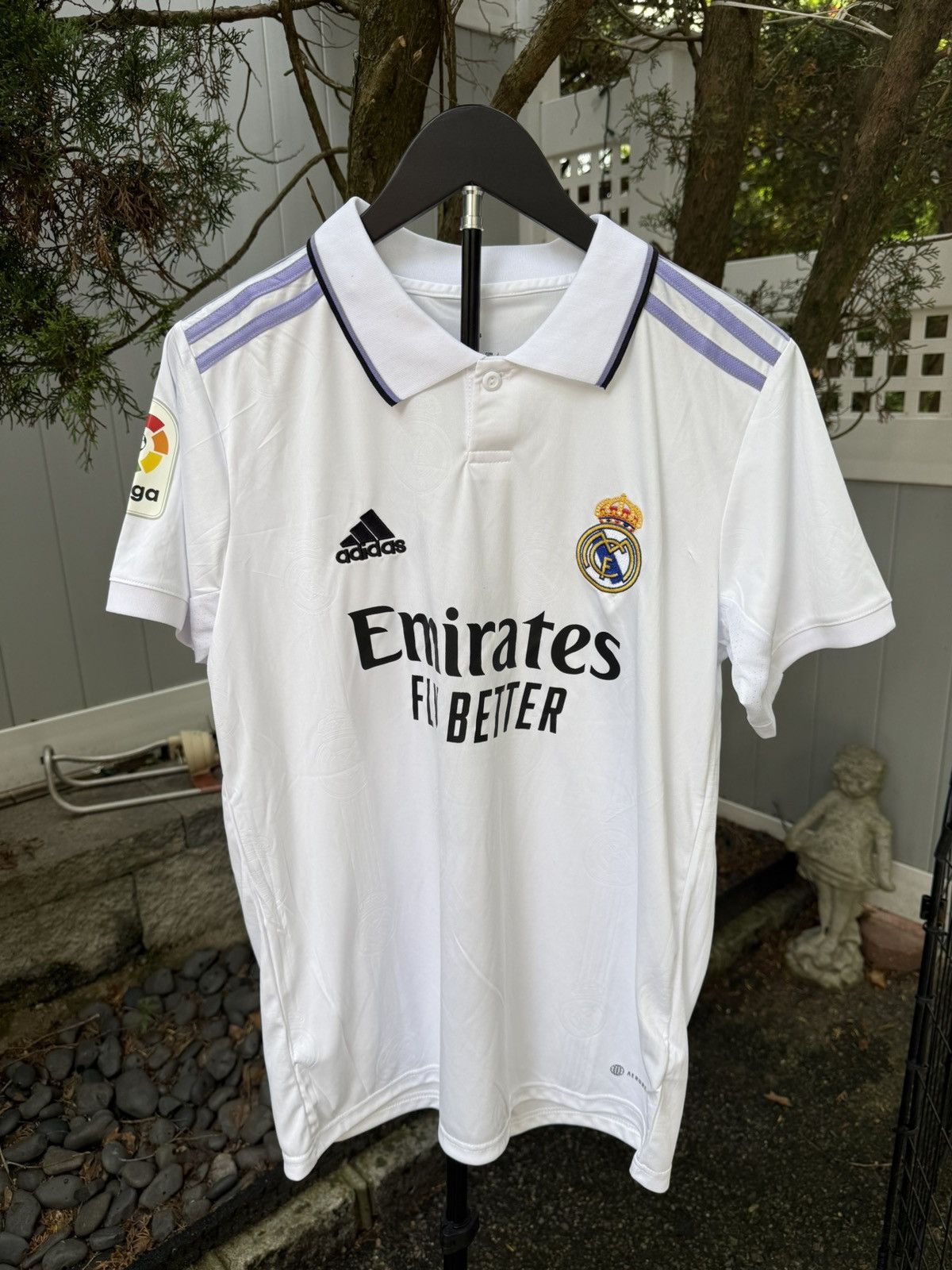 Adidas Adidas Real Madrid 2022-23 Home Football Soccer jersey Size US M / EU 48-50 / 2 - 1 Thumbnail