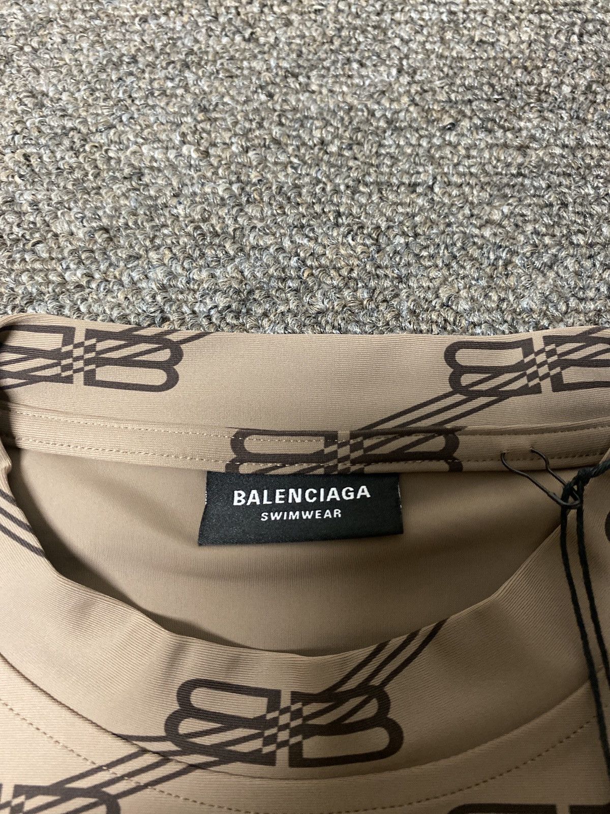 Balenciaga Balenciaga swimwear tee | size M | new Size US M / EU 48-50 / 2 - 9 Thumbnail
