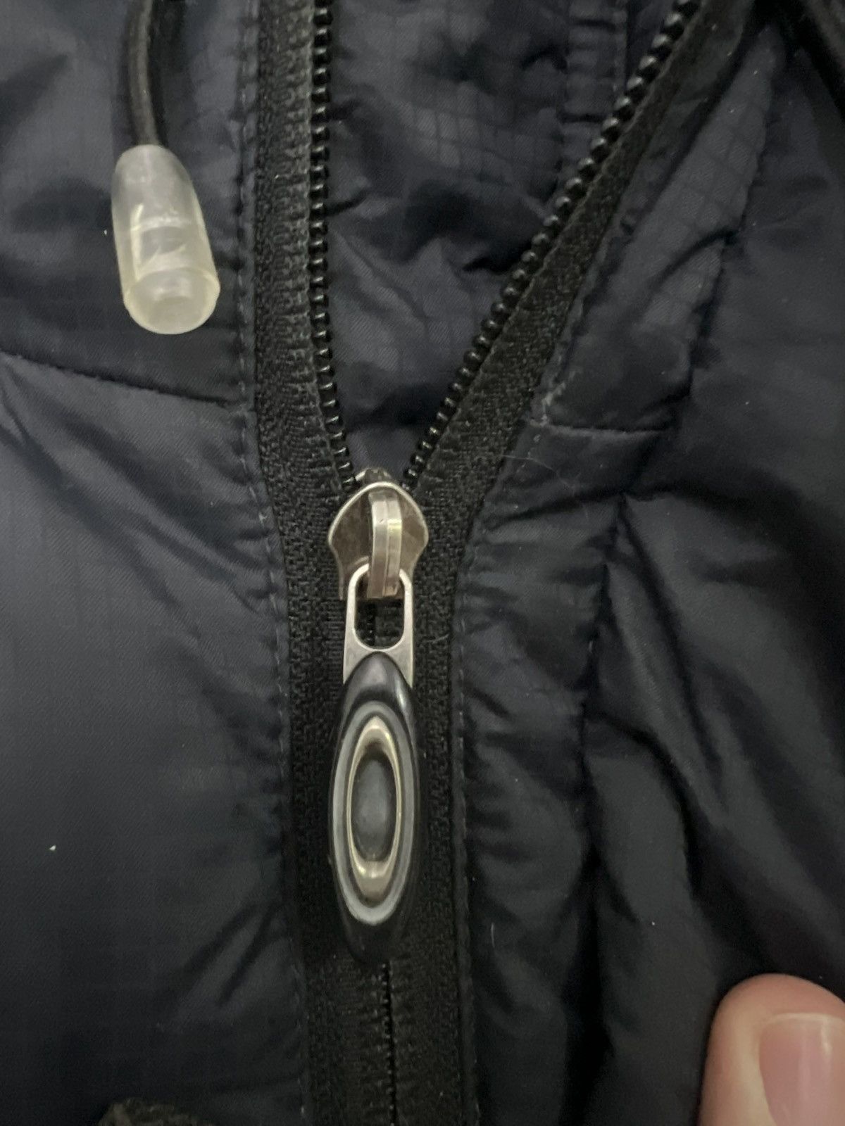 Oakley Vintage Y2K Oakley Goose Down Puffer Jacket Size US L / EU 52-54 / 3 - 8 Thumbnail