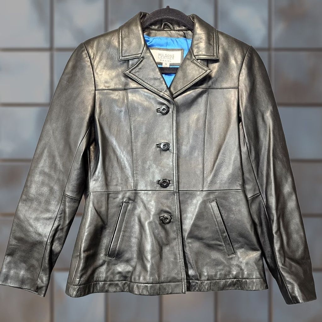 Vintage Wilsons Leather Maxima Womens S Black Biker Jacket Mid-Length Leather Moto City FLAWS Size S / US 4 / IT 40 - 1 Thumbnail