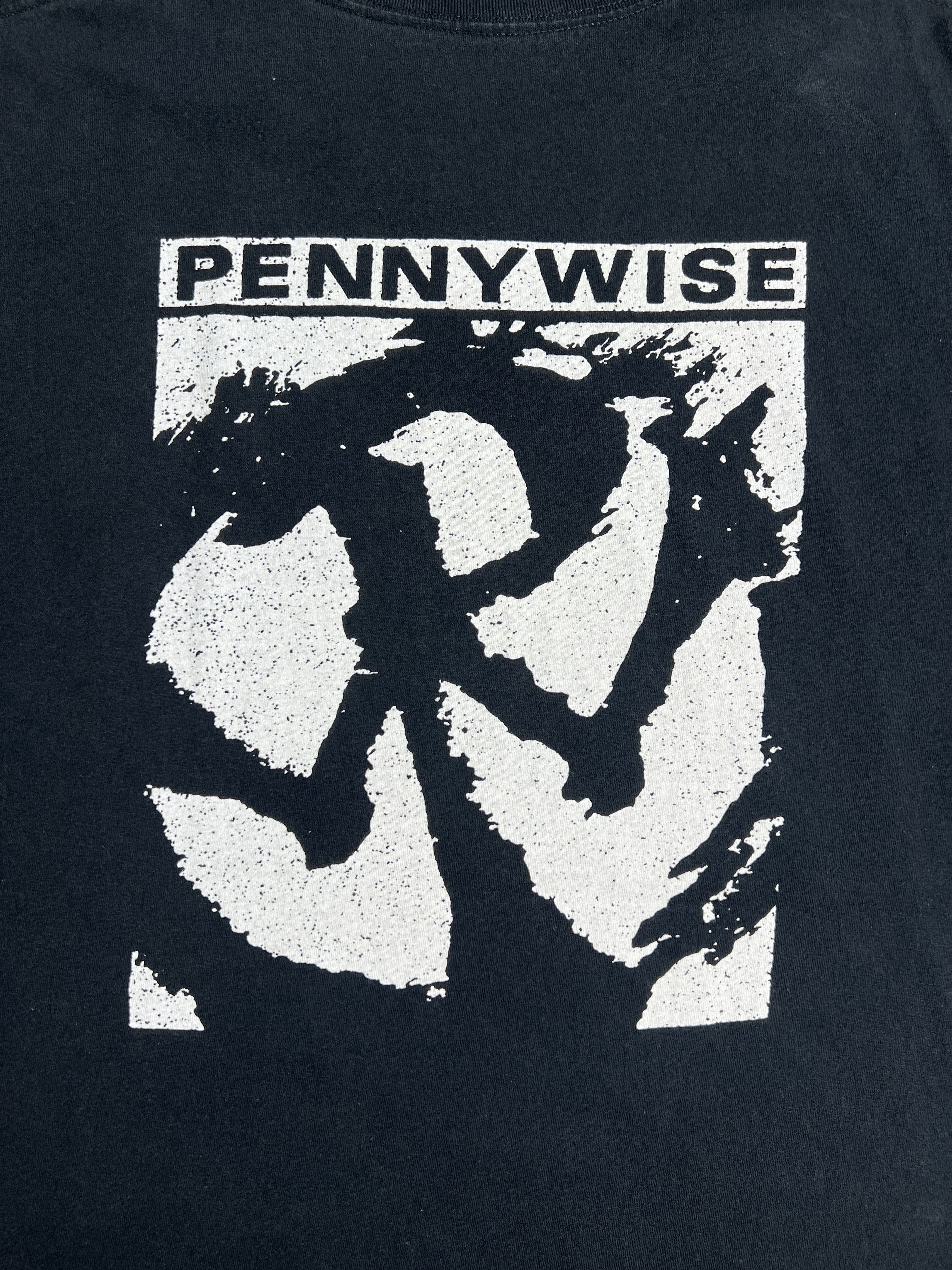 Band Tees Pennywise Epitaph Record Logo Punk Rock Band Tee GTME441 Size US XXL / EU 58 / 5 - 6 Thumbnail