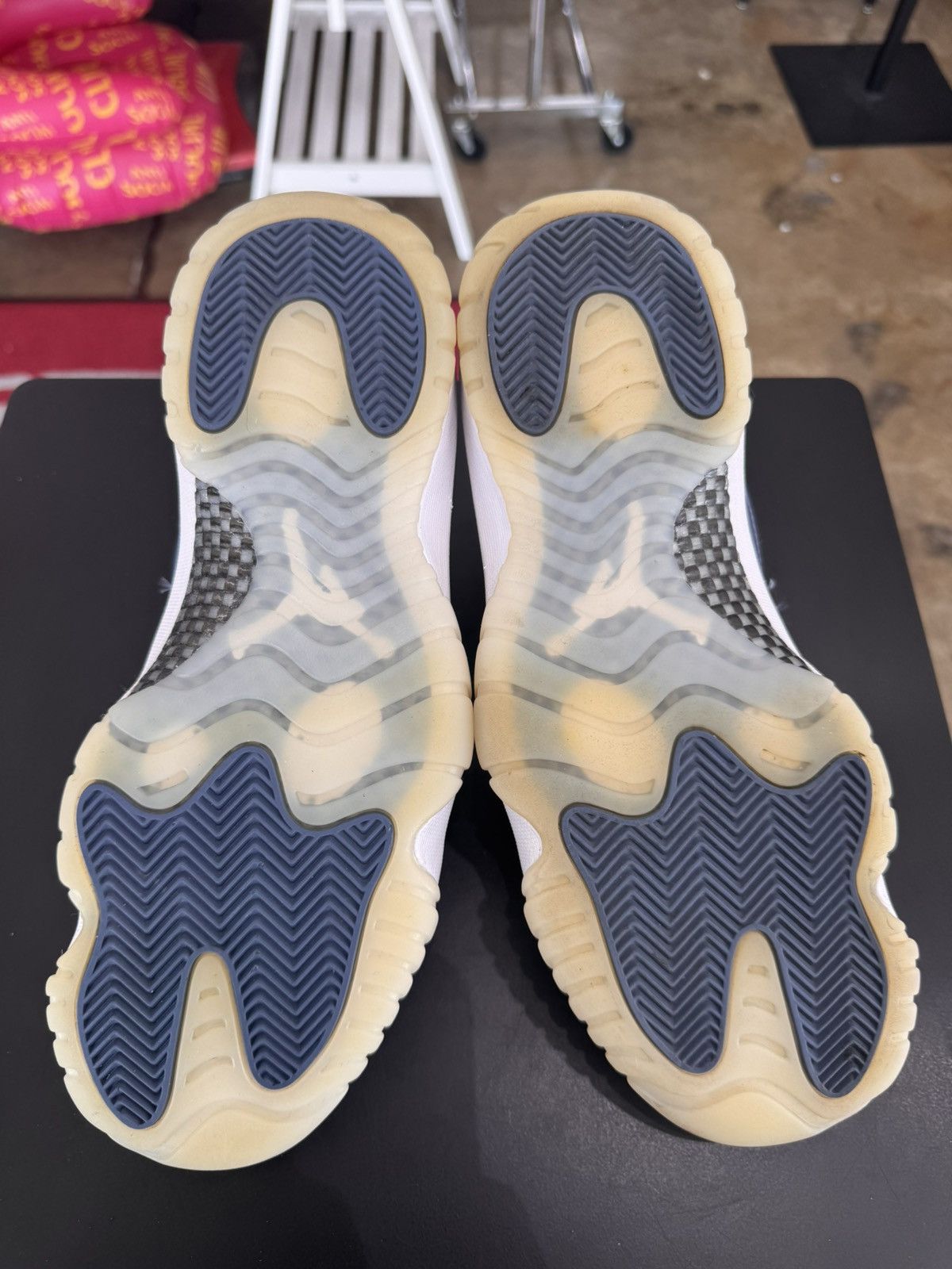 Jordan Brand Air Jordan 11 Low Diffused Blue Size 10.5 (2024) Size US 10.5 / EU 43-44 - 8 Thumbnail