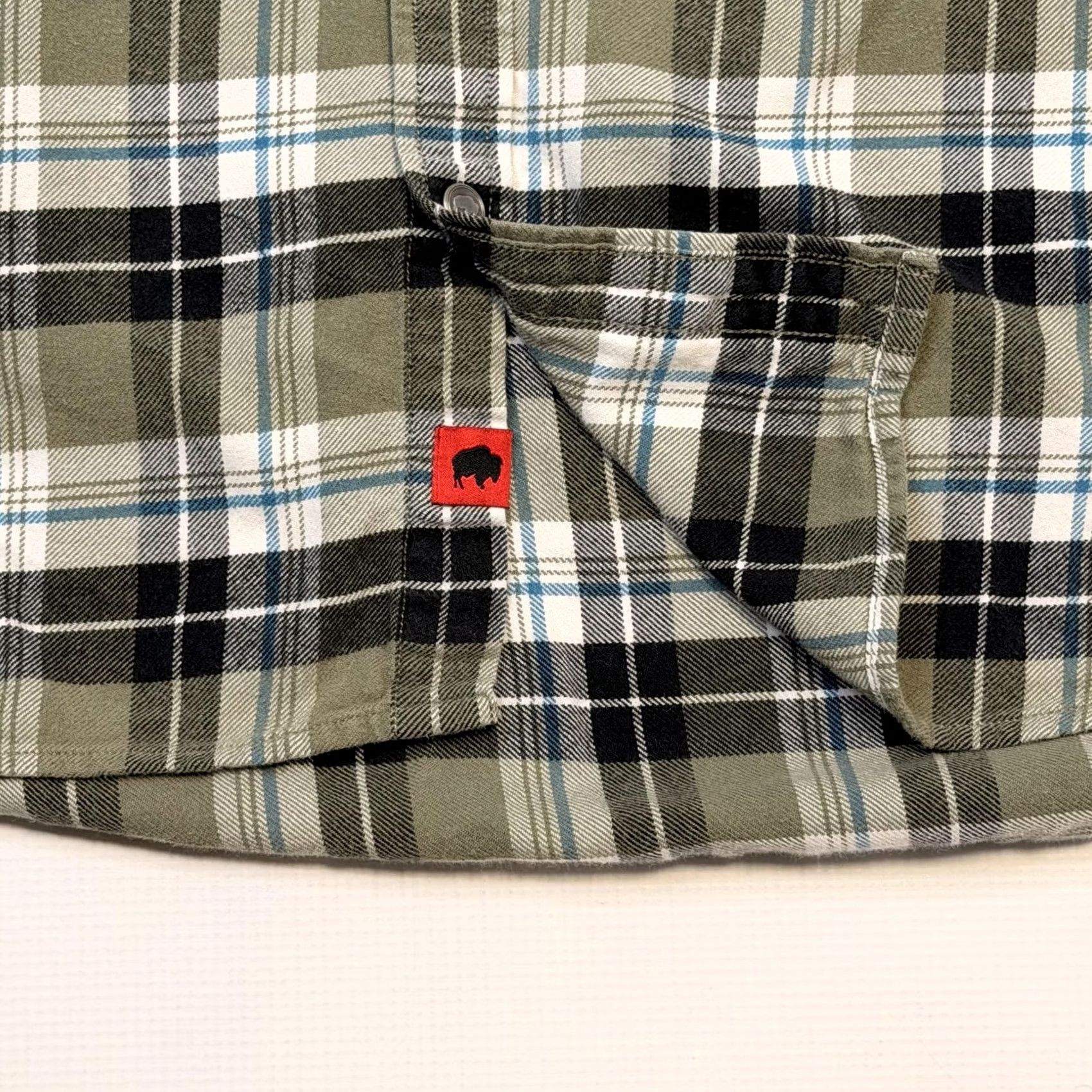 Mountain Khakis Mountain Khakis Shirt Mens Medium Green Plaid Flannel Button Front Relaxed Fit Size US M / EU 48-50 / 2 - 2 Thumbnail