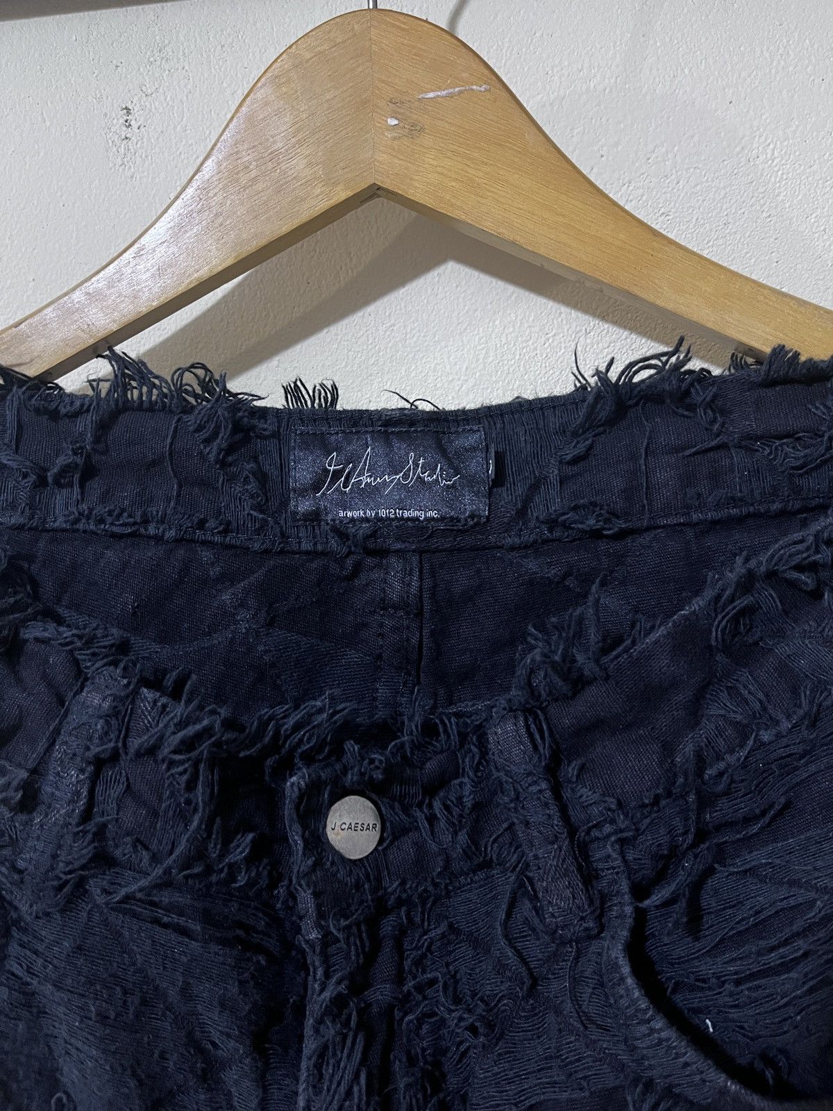 Japanese Brand DISTRESSED MUMMY J CAESAR VERY STYLE FLARE Size US 32 / EU 48 - 6 Thumbnail