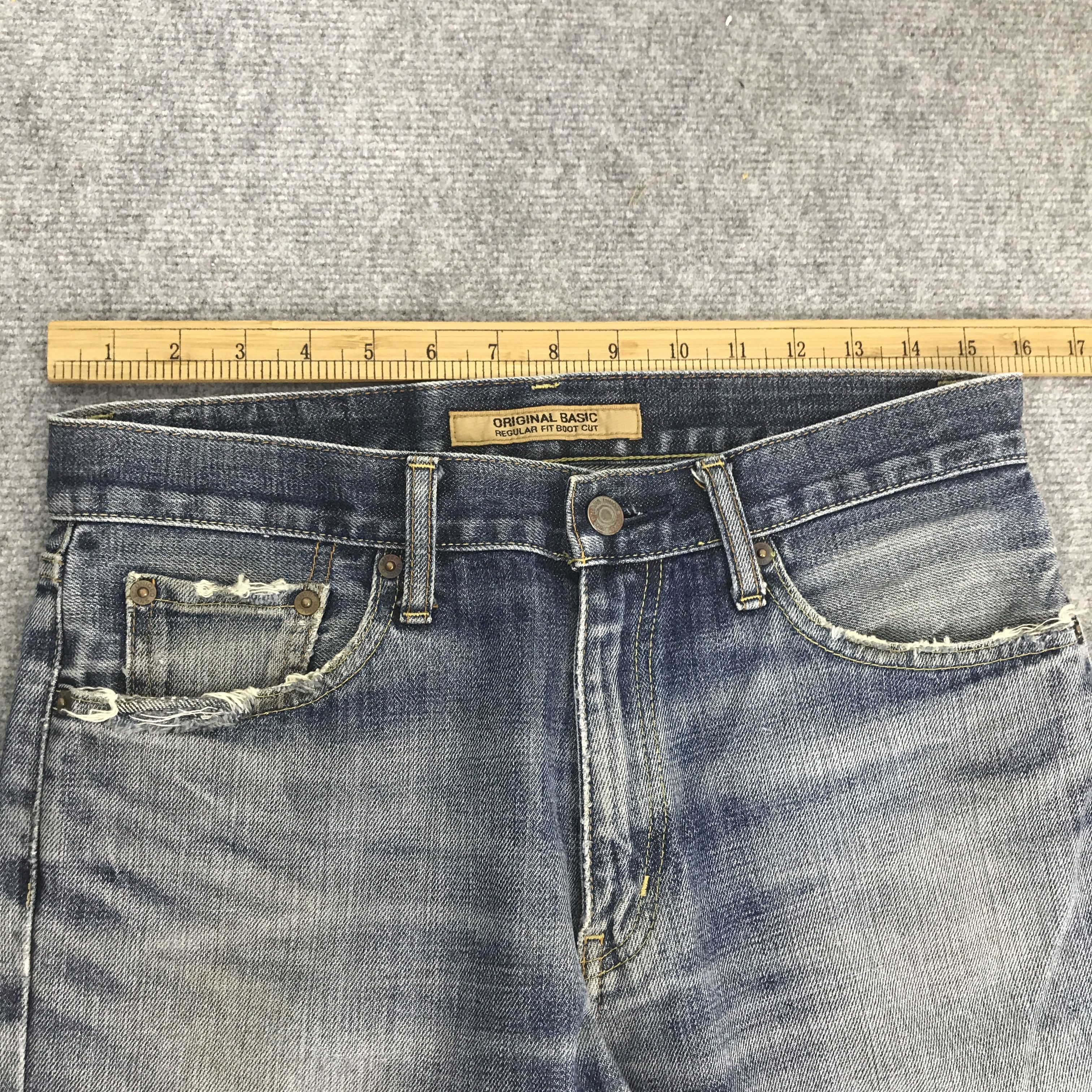 Japanese Brand Flare uniqlo Jp bootcut distressed denim K54B17 Size US 31 - 7 Thumbnail