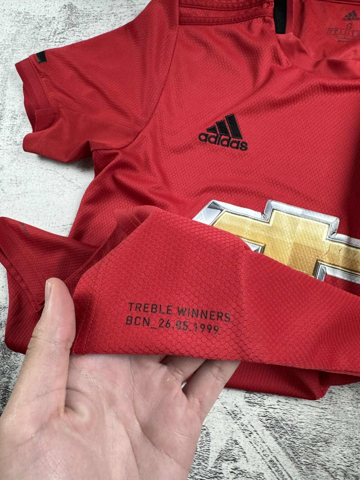 Adidas Vintage Manchester United 2019/2020 Red Soccer Football T Shirt Jersey Kit Size US S / EU 44-46 / 1 - 13 Thumbnail