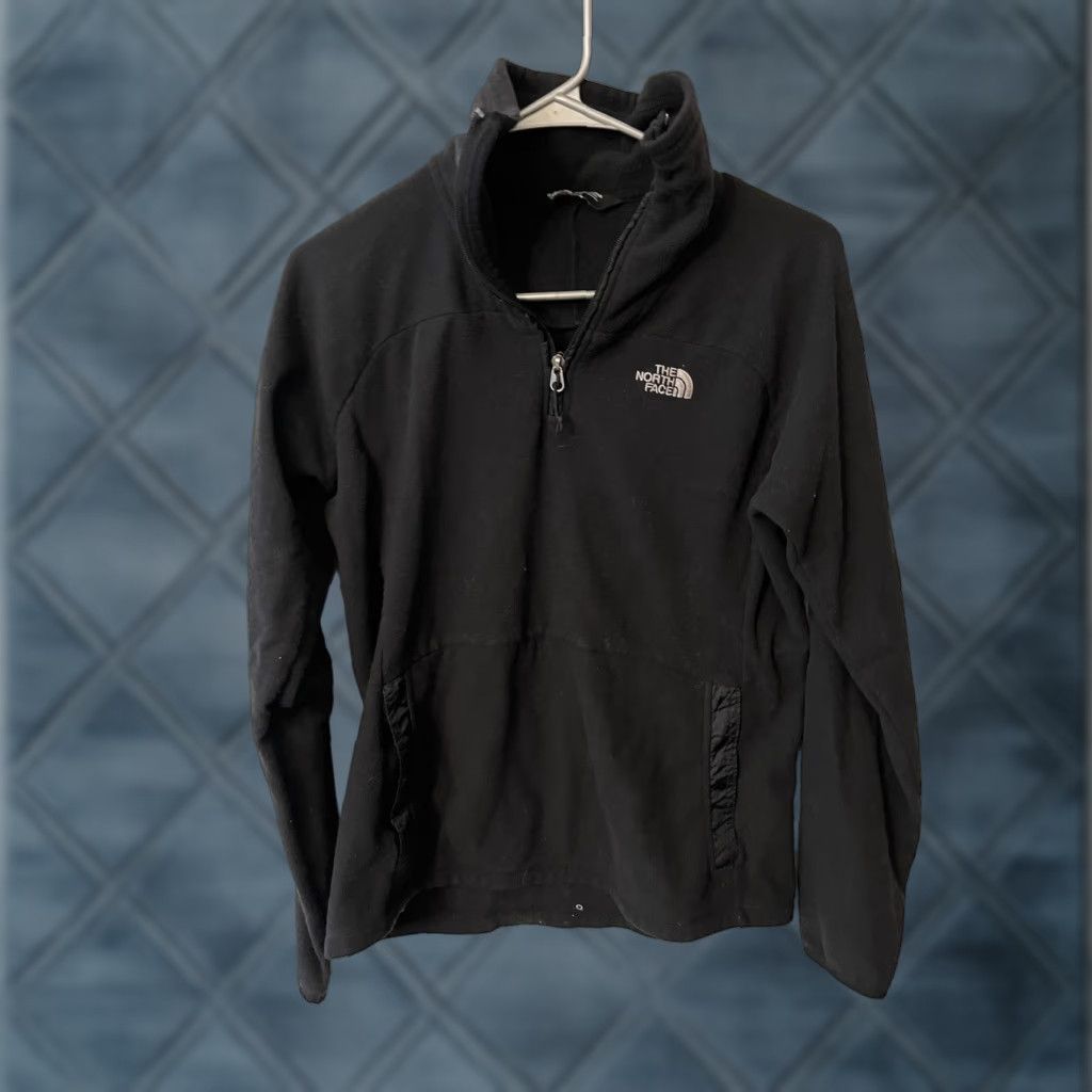 The North Face The North Face Hooded Fleece Jacket Small Black Women Jacket Hooded Fleece Lightweight Zip Pullover Casual Outdoor Logo 90s (adjusted?) Size S / US 4 / IT 40 - 1 Thumbnail