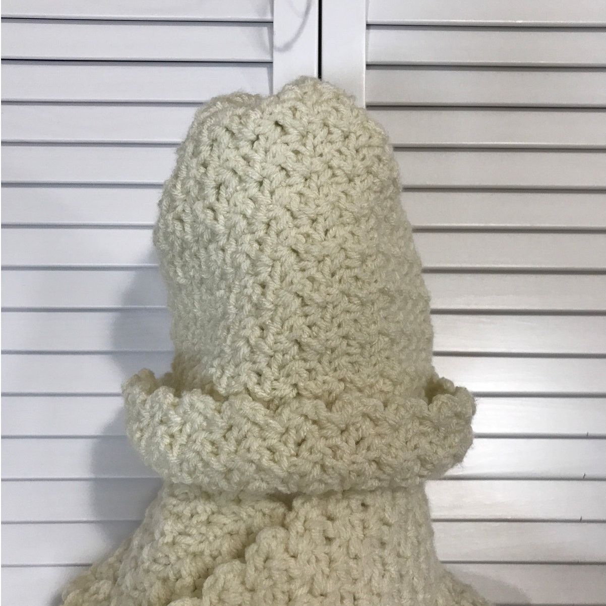 Handmade NWT Handmade Crocheted Off White Textured Beanie Scarf 72” Size ONE SIZE - 2 Thumbnail