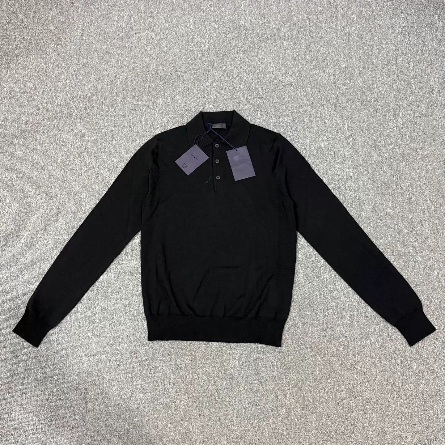 Prada Prada black long-sleeve knit Polo shirt 44 Size US S / EU 44-46 / 1 - 1 Thumbnail