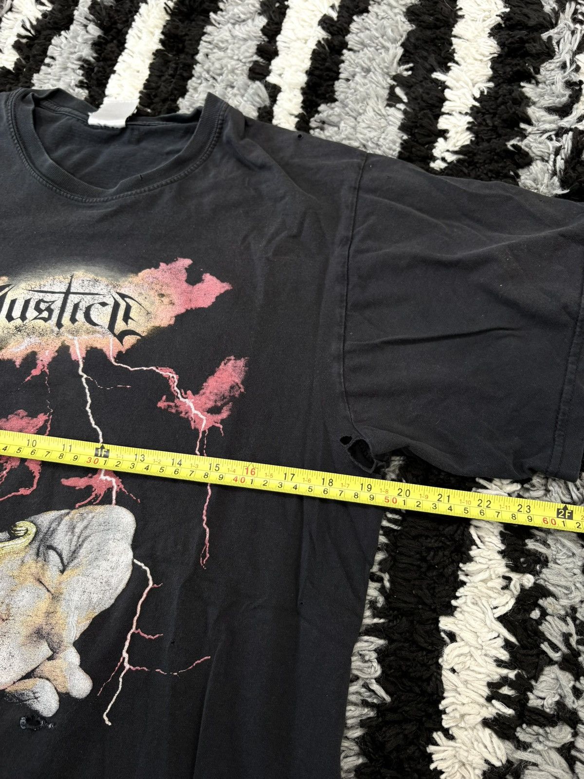 Band Tees Justice 00s band tee trashed distressed worn to perfection Size US M / EU 48-50 / 2 - 8 Thumbnail
