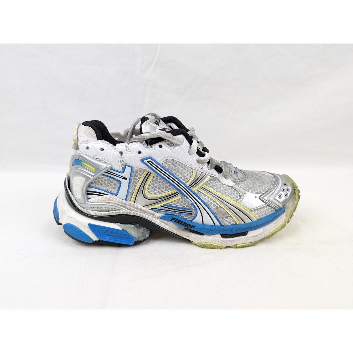Balenciaga o1rshd1 Rubber Runner in White/Yellow/Blue Size US 9 / EU 42 - 1 Thumbnail