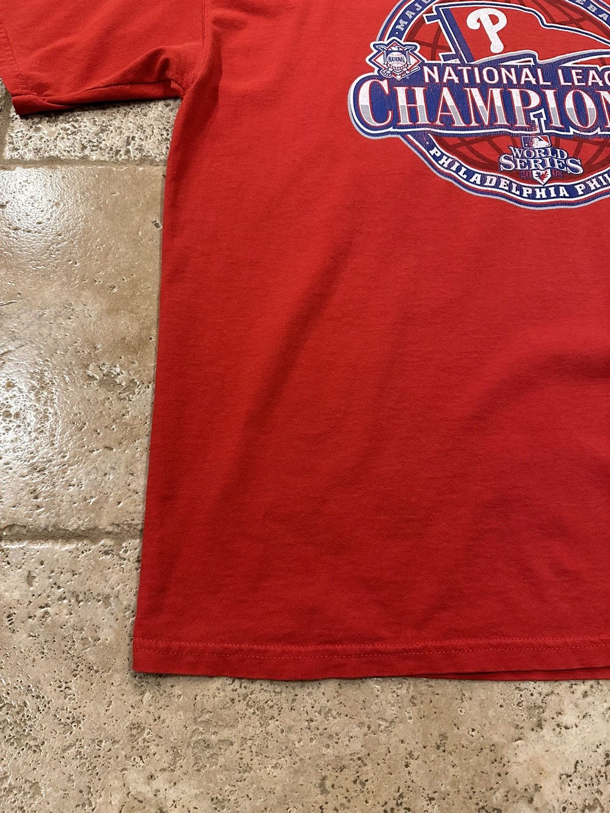 MLB × Majestic × Vintage Vintage Majestic MLB Phillies 2008 World Series Red T-Shirt Size US XXL / EU 58 / 5 - 4 Thumbnail