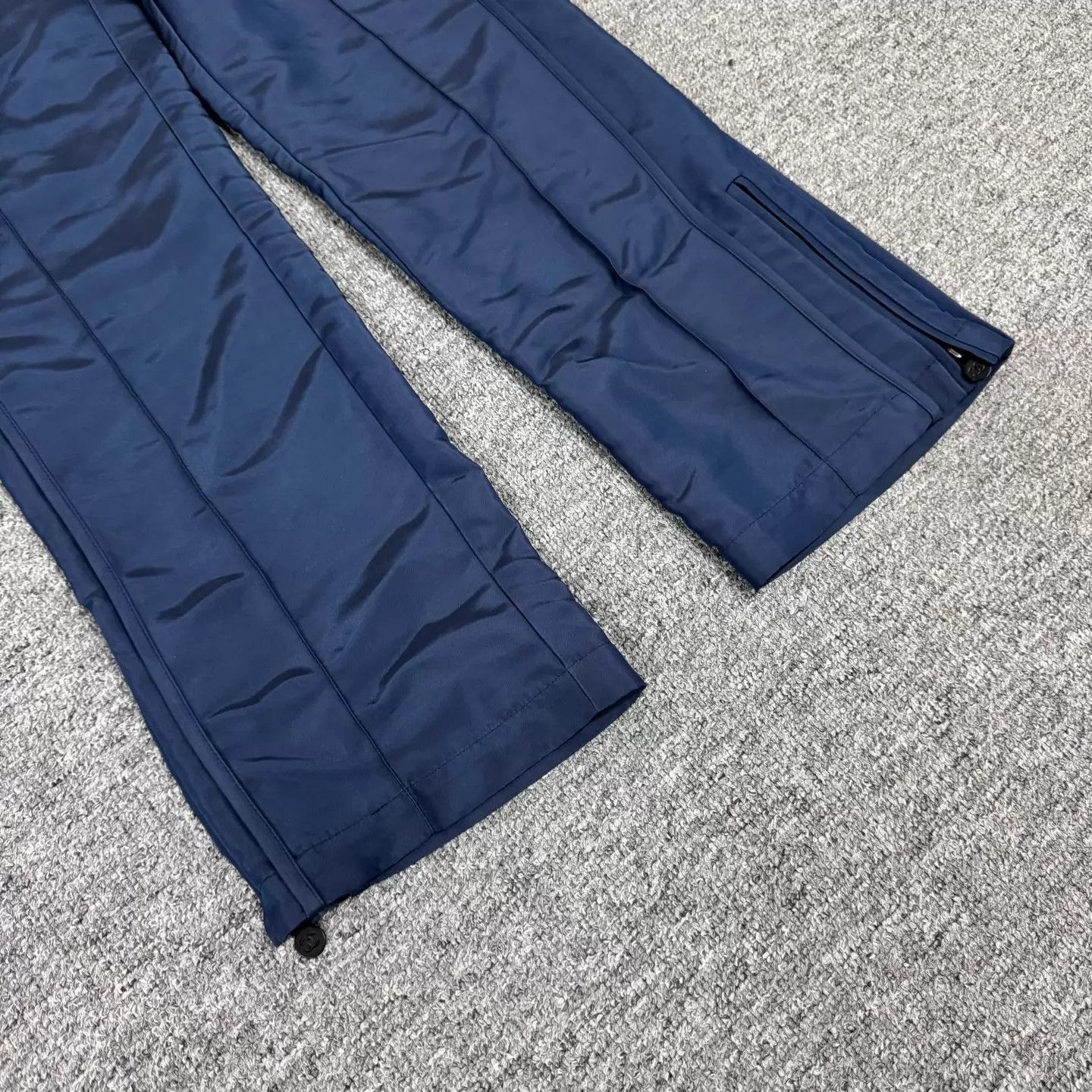 Chanel Chanel CC blue slim casual pants 38 99new Size 27" / US 4 / IT 40 - 5 Thumbnail