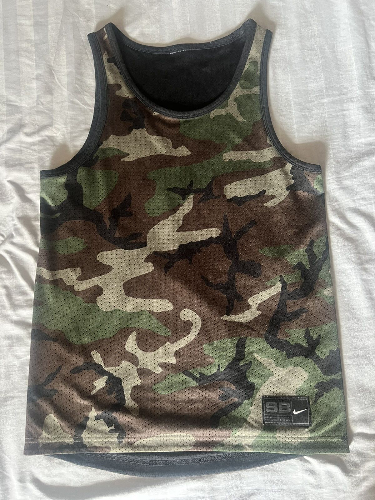 Nike Nike SB Reversible Tank Top – Camo/Black Size US L / EU 52-54 / 3 - 1 Thumbnail