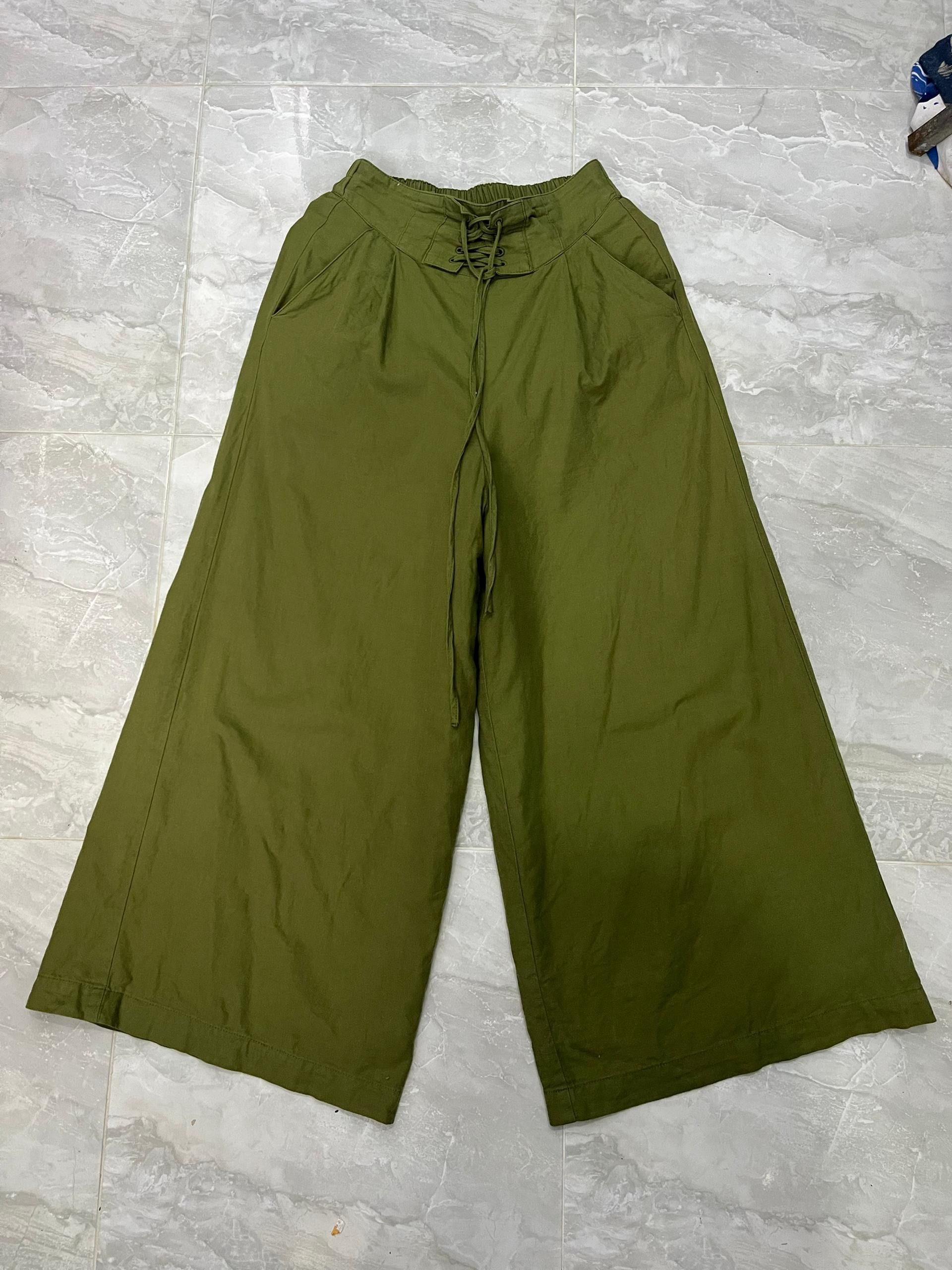 LOWRYS FARM Lowrys Farm Olive Wide Leg Lace-Up Pants Size 26" / US 2 / IT 38 - 1 Thumbnail