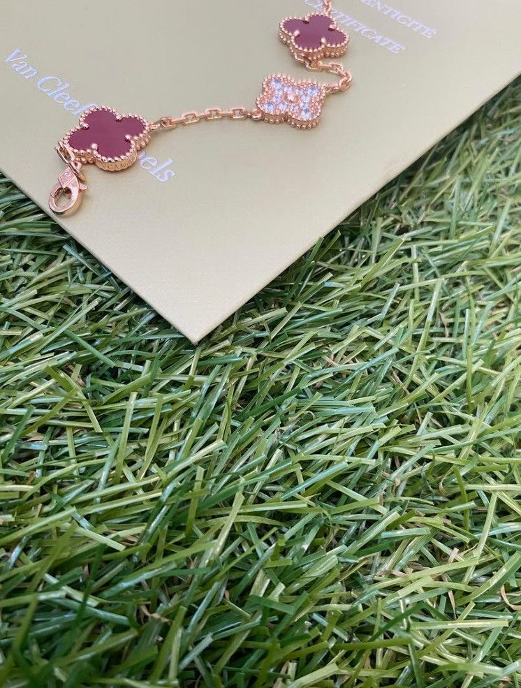 Van Cleef & Arpels Van Cleef and Arpels 18k bracelet Size ONE SIZE - 5 Thumbnail
