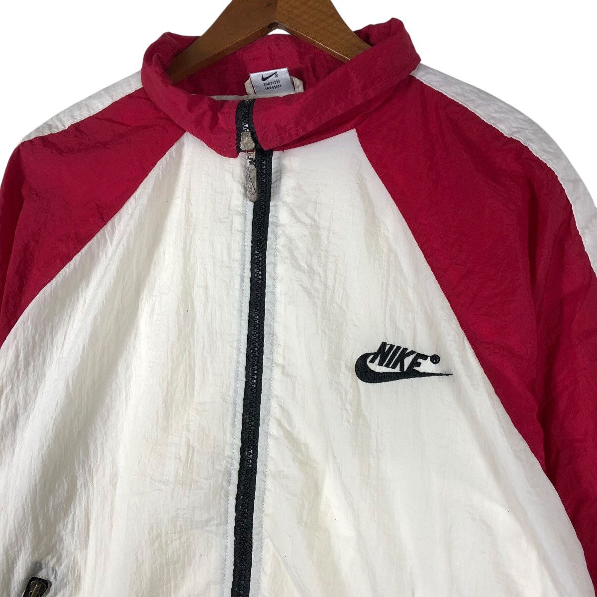 Nike Vintage NIKE Embroidery Swoosh Zipper Windbreaker Jacket Size US M / EU 48-50 / 2 - 3 Thumbnail