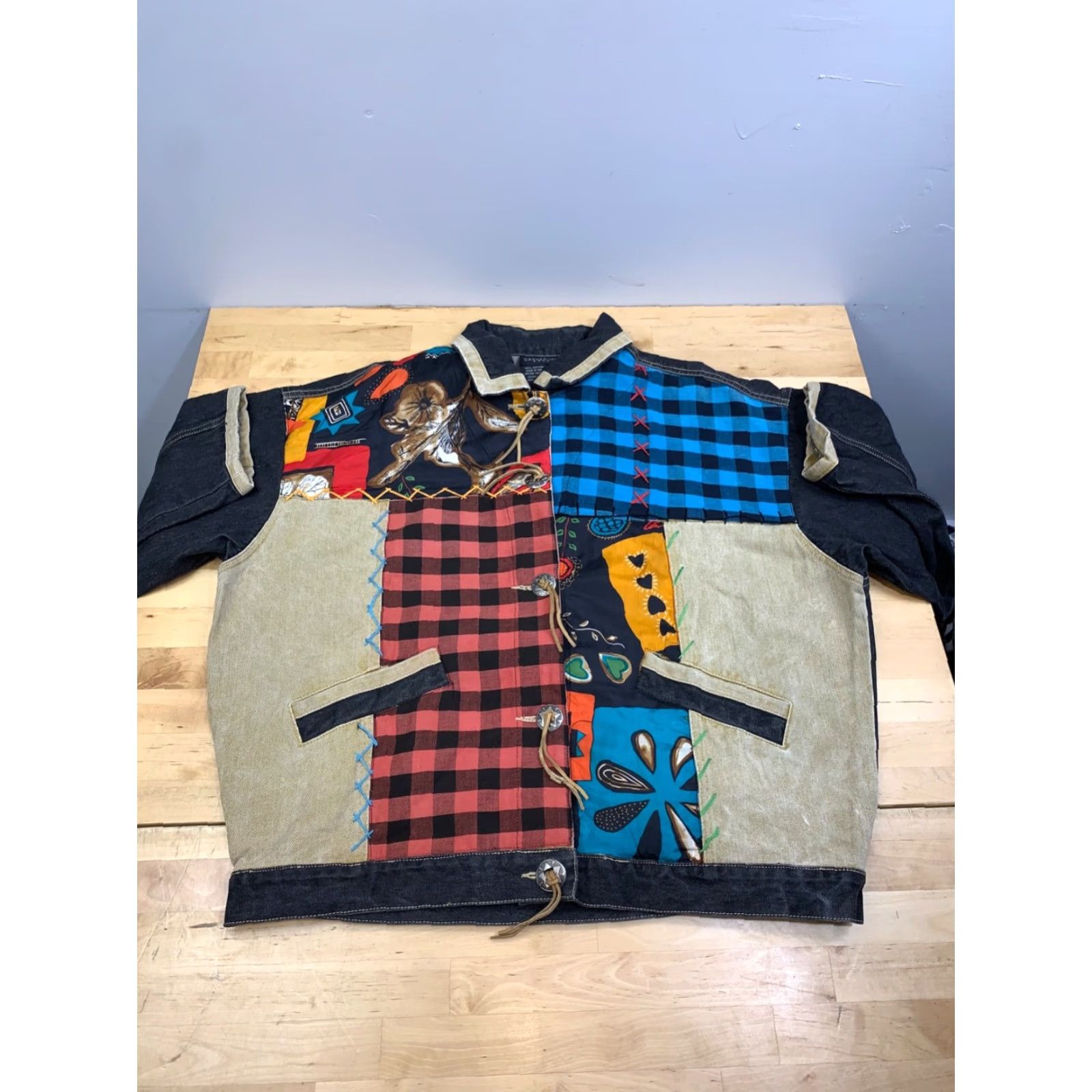 Vintage Carol Little Denim Jacket Womens 12 Black Patchwork Art Button Jacket Women Black 12 Denim Art Patchwork Button Carole Little Jacket Womens Size XL / US 12-14 / IT 48-50 - 4 Thumbnail