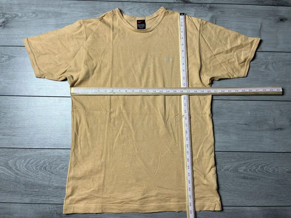 Nike Vintage Nike 90s T-shirt small logo size Large Size US L / EU 52-54 / 3 - 5 Thumbnail