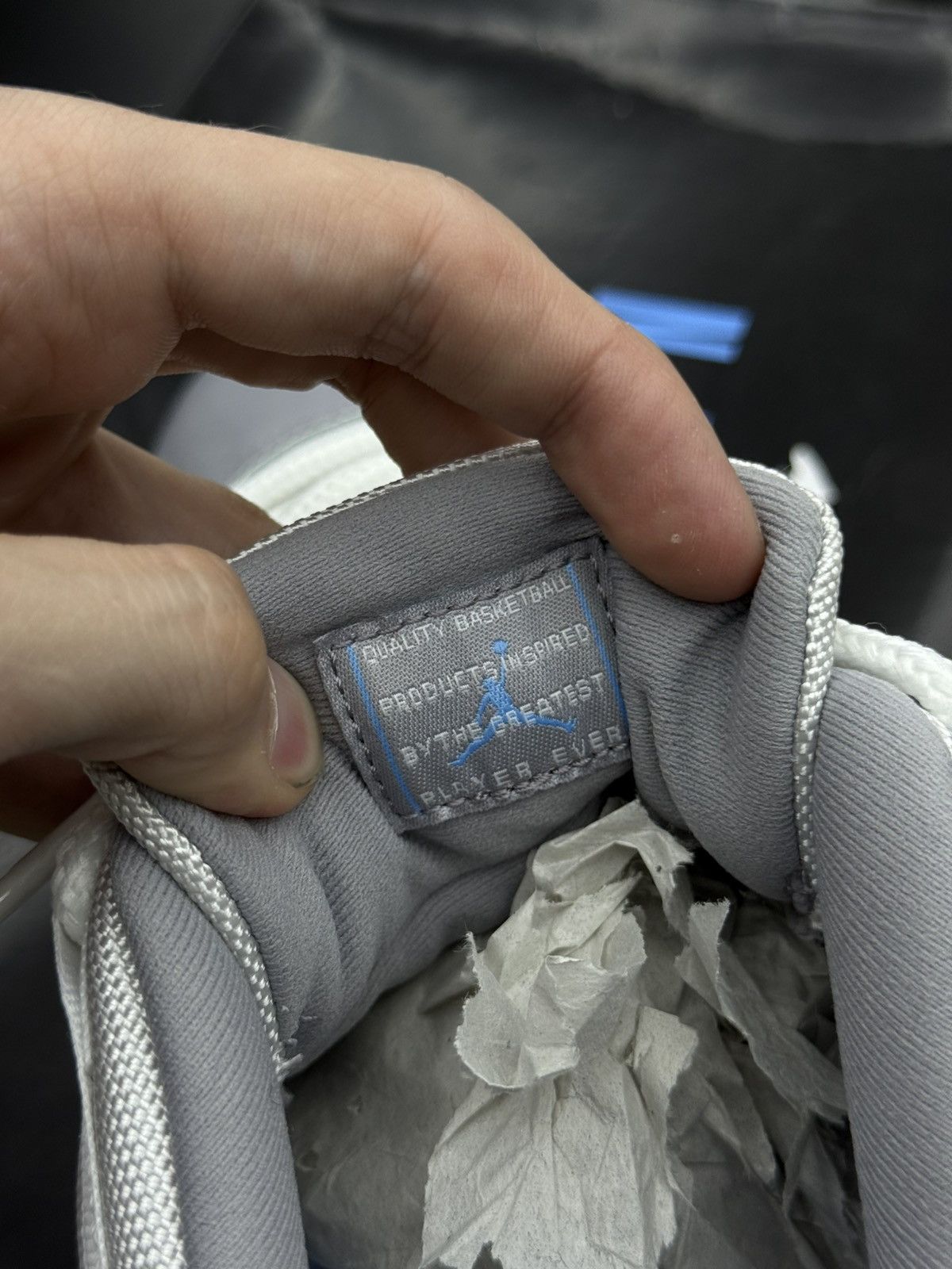 Jordan Brand Air Jordan 11 Retro Low Cement Grey White UNC Blue Size 13 Size US 13 / EU 46 - 21 Thumbnail