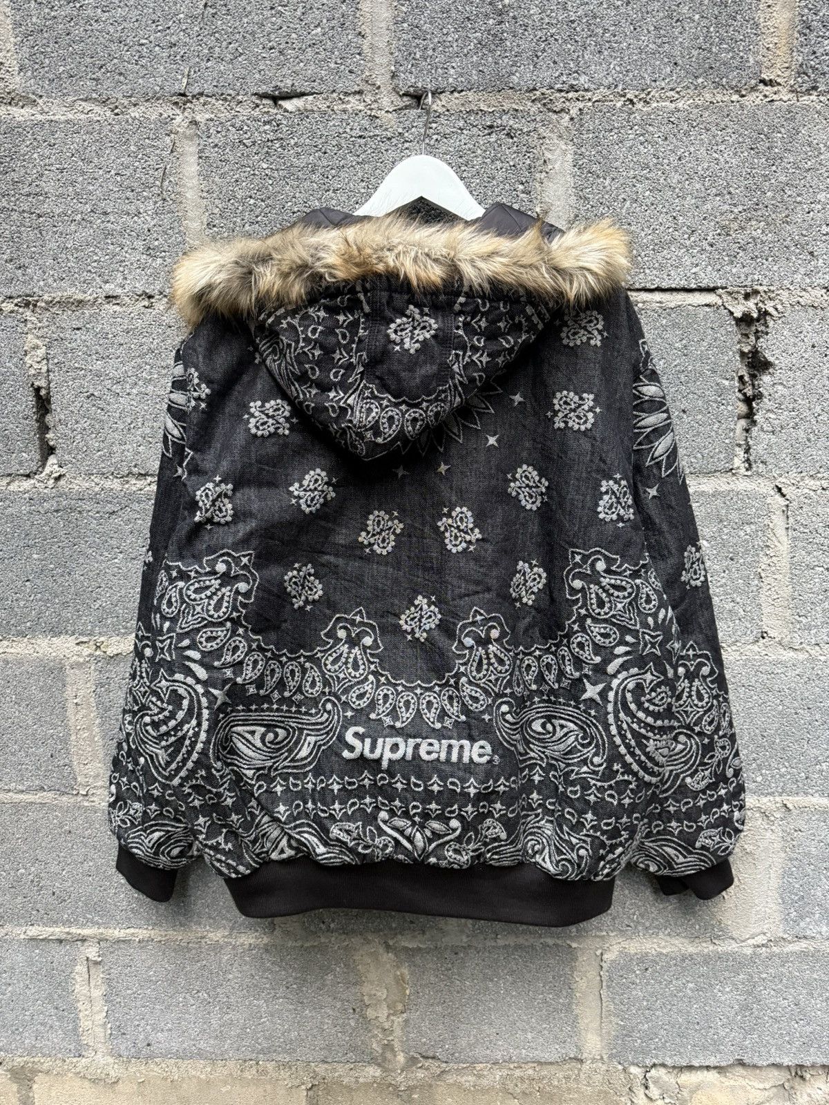 Supreme SS25 Supreme Bandana Fur Hooded Jacket Size US XL / EU 56 / 4 - 2 Thumbnail