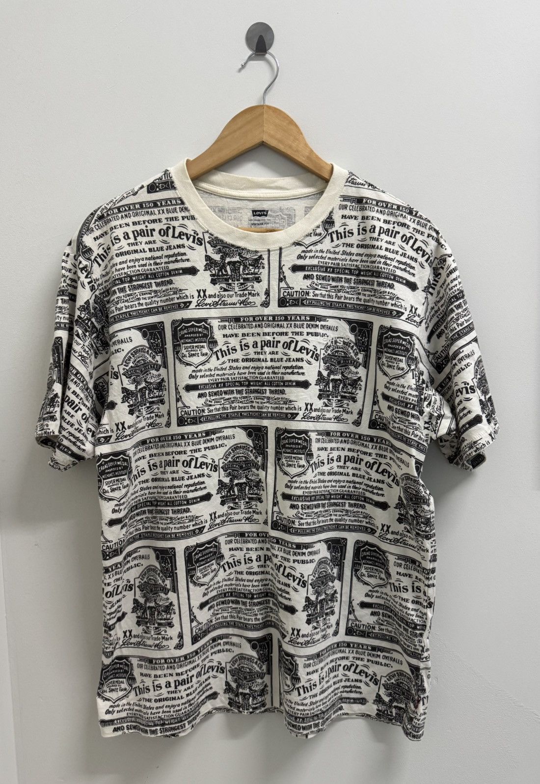 Rare LEVIS Fullprint Tee