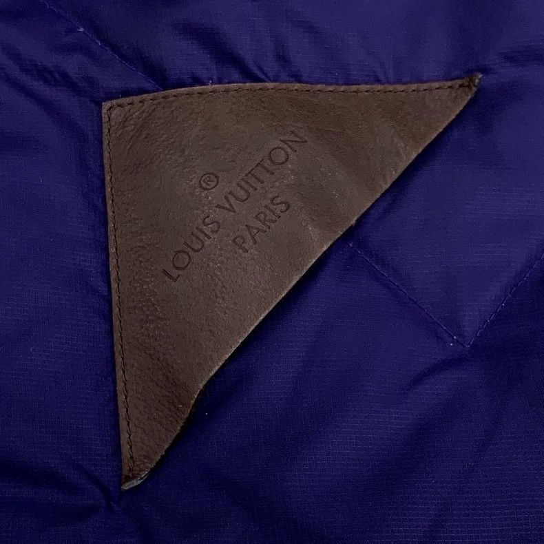Louis Vuitton Louis Vuitton Dark blue reversible hooded drawstring zip d Size US M / EU 48-50 / 2 - 5 Thumbnail