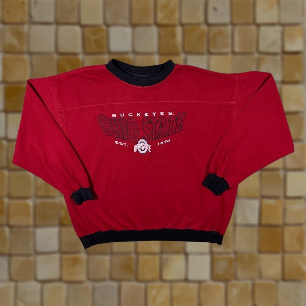 Lee VINTAGE Lee Sport Ohio State Buckeyes Embroidered College Red Sweatshirt XL Men Pullover Sweatshirt, Red Size US XL / EU 56 / 4 - 1 Thumbnail