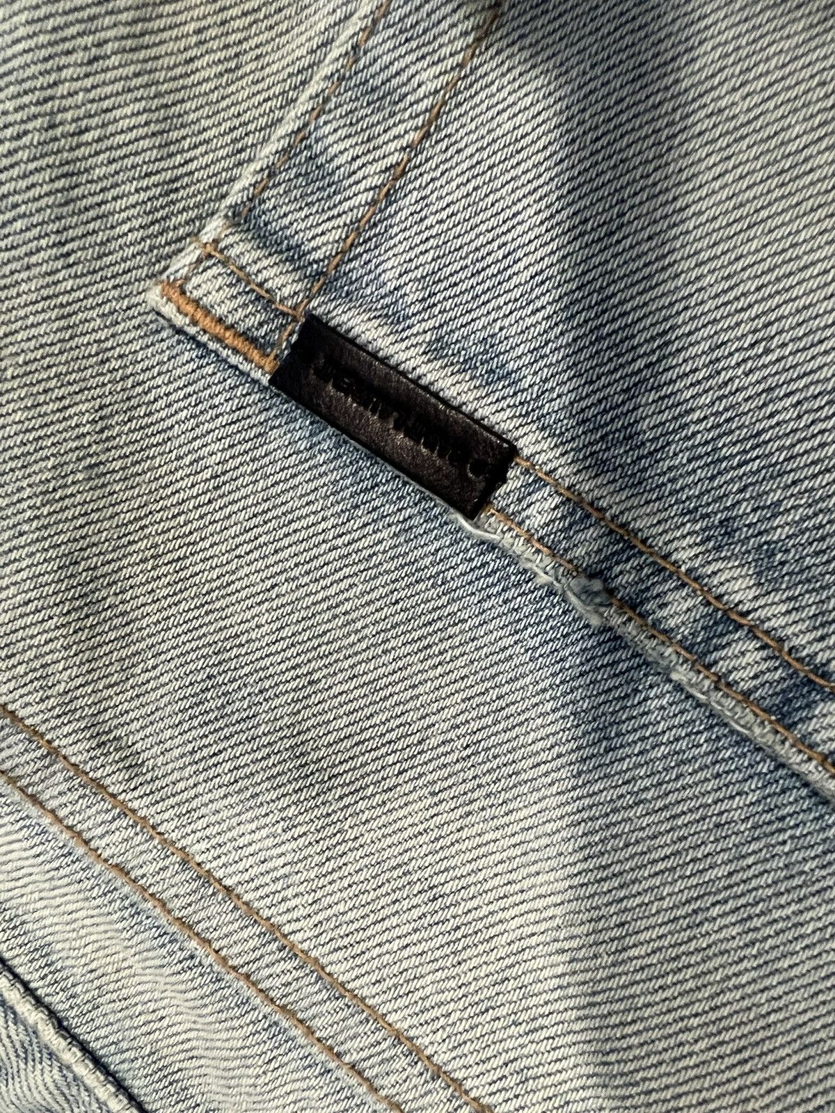 Saint Laurent Paris Saint Laurent men’s ripped blue jeans. 34. $890 Size US 34 / EU 50 - 14 Thumbnail