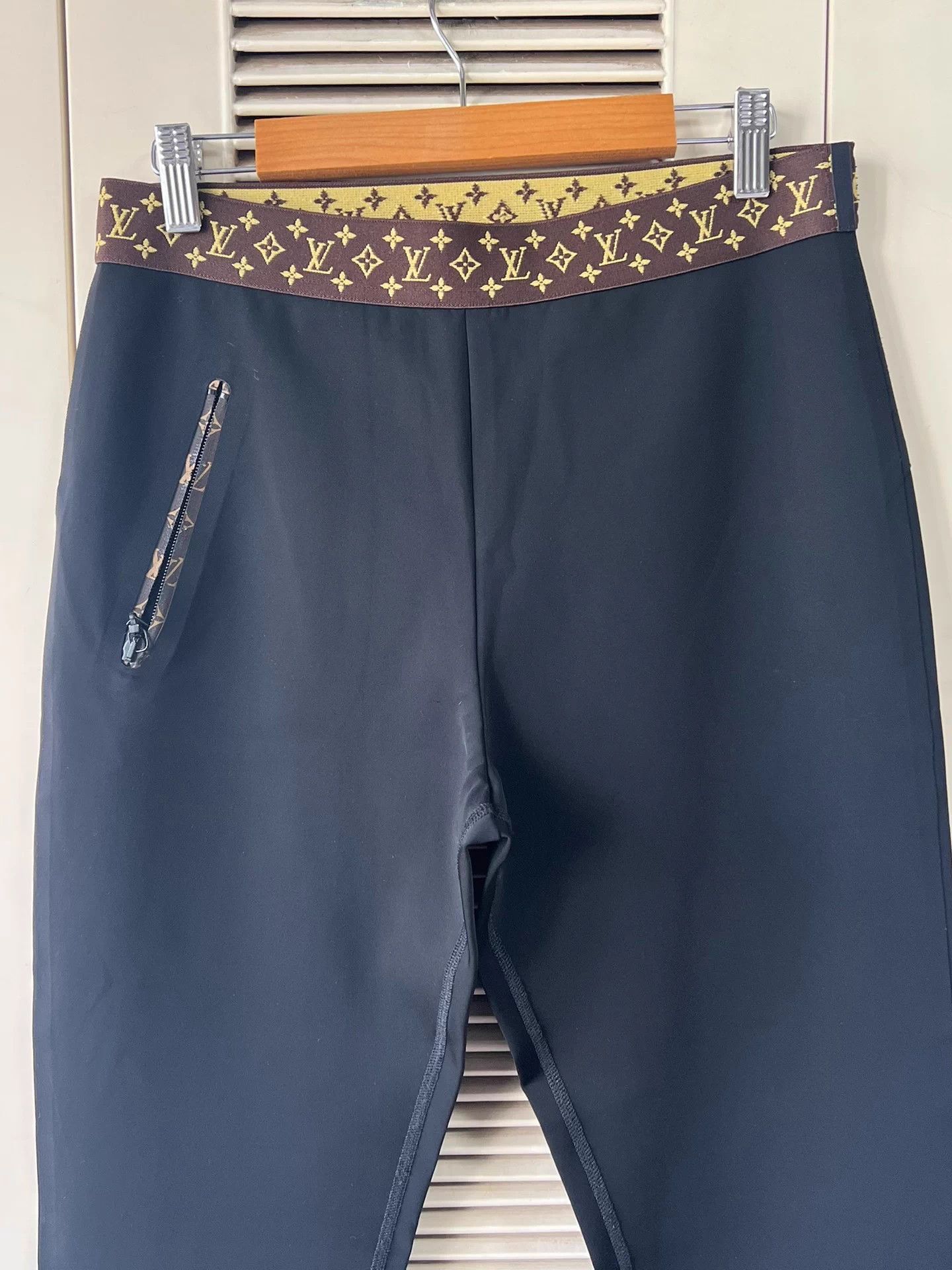 Louis Vuitton LV women's chinos 42 Monogram belt slim fit Size 30" / US 8 / IT 44 - 3 Thumbnail