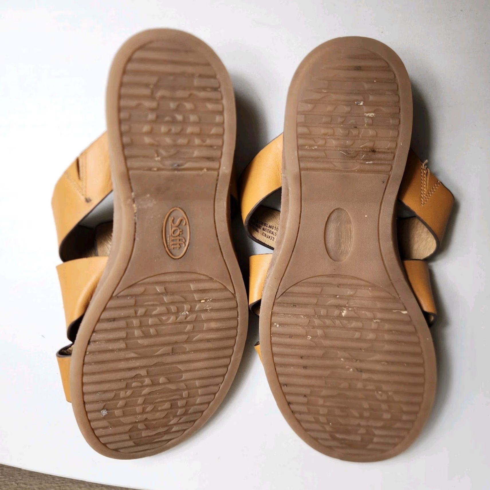 Vintage Sofft Sandals |8| Womens Luggage Tan Balin Leather Slides Size US 8 / IT 38 - 8 Thumbnail