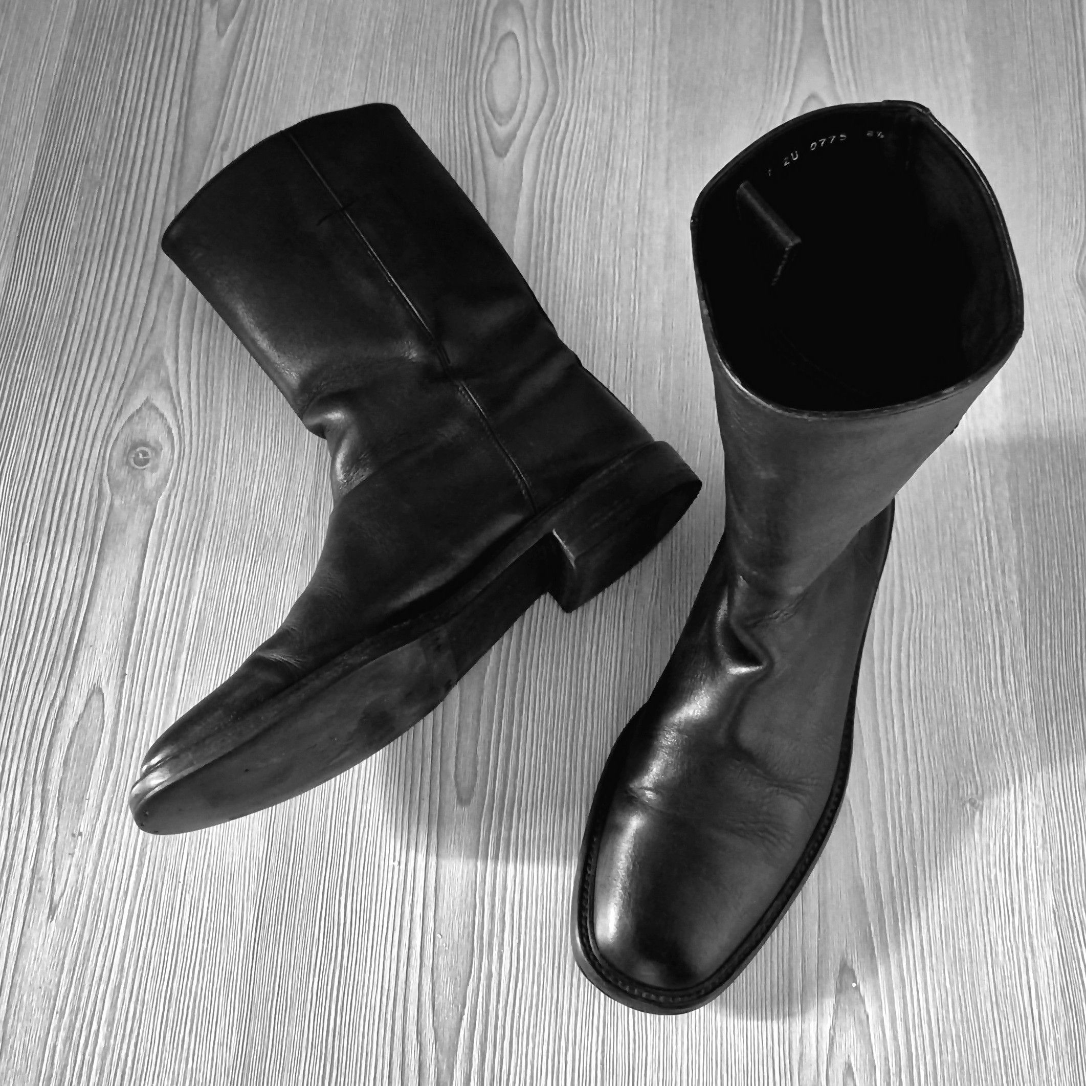 Jil sander DUCK-TYPE Boots in noir cordovan 45 Tall Leather Boots by Jil Sander Navy- La Garçonne main image 3