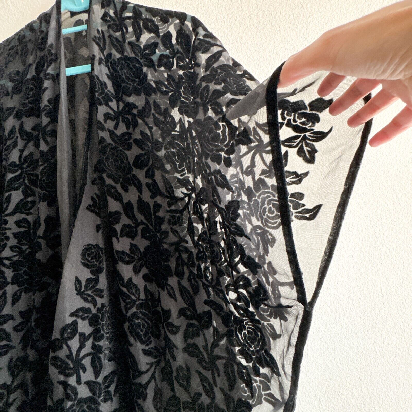 Lucky Brand LUCKY BRAND New Burnout Velvet Cape Kimono Women's OS Black Size ONE SIZE - 6 Thumbnail