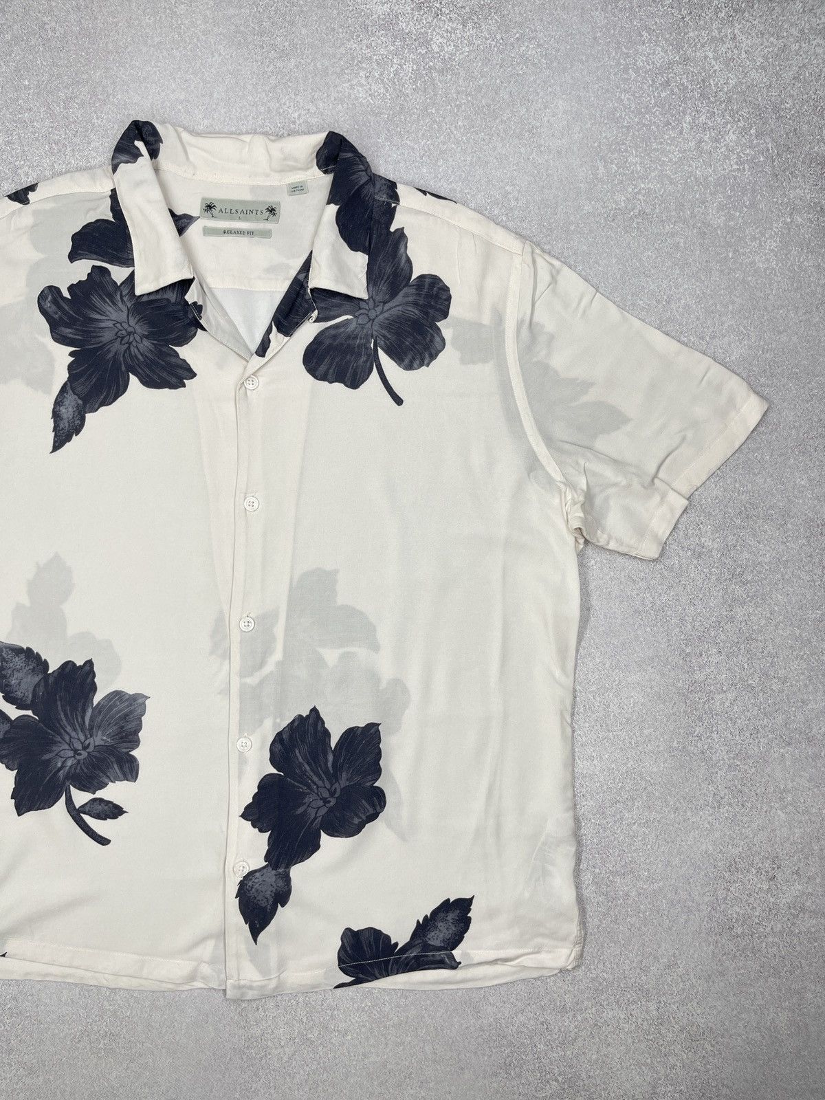 Allsaints Mens AllSaints Bouquet Shirt Viscose Full Print Size L Size US L / EU 52-54 / 3 - 3 Thumbnail
