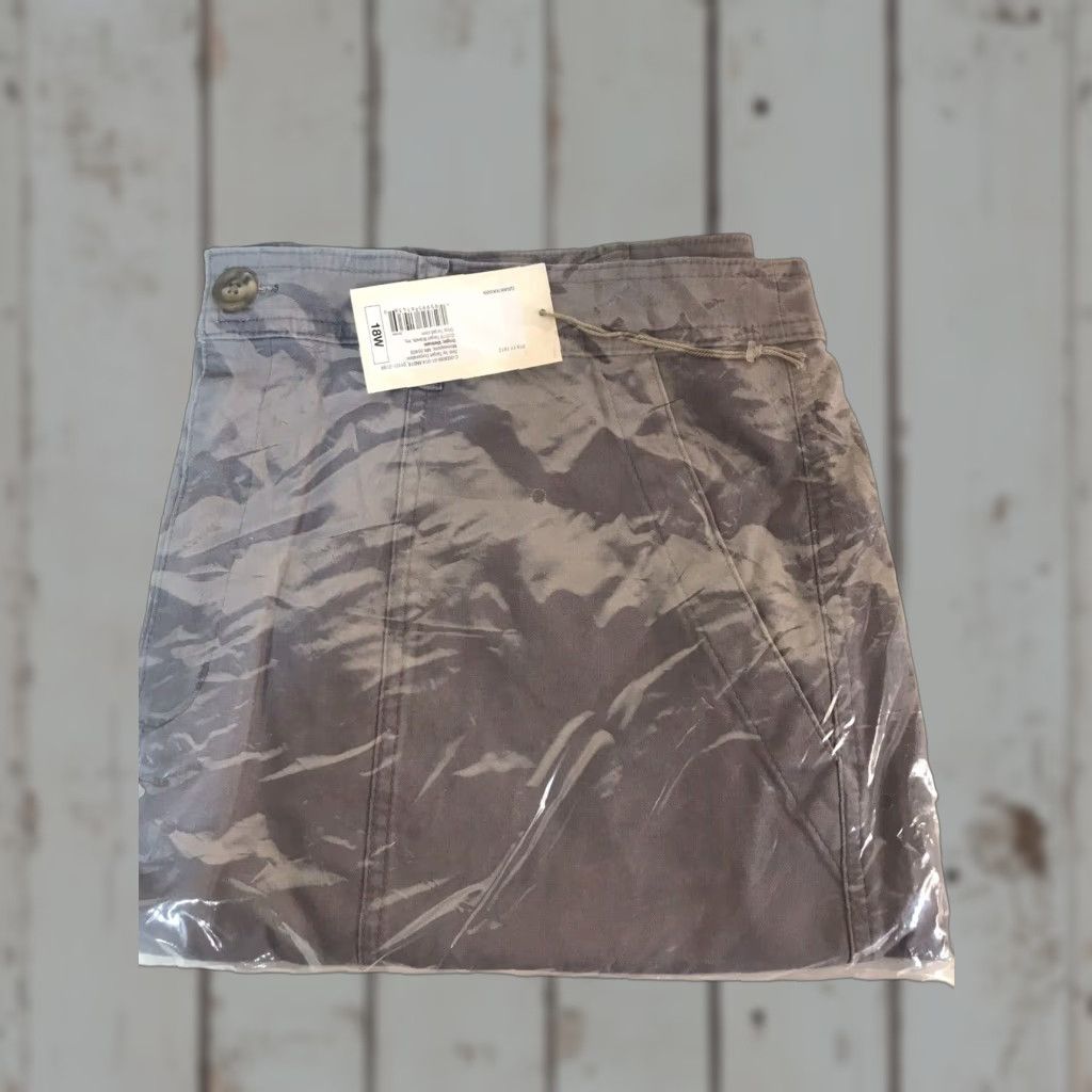 Vintage VINTAGE A New Day Women's Shorts Chino Casual Summer Size 18W Gray Stretch Size 40" / US 18 - 1 Thumbnail