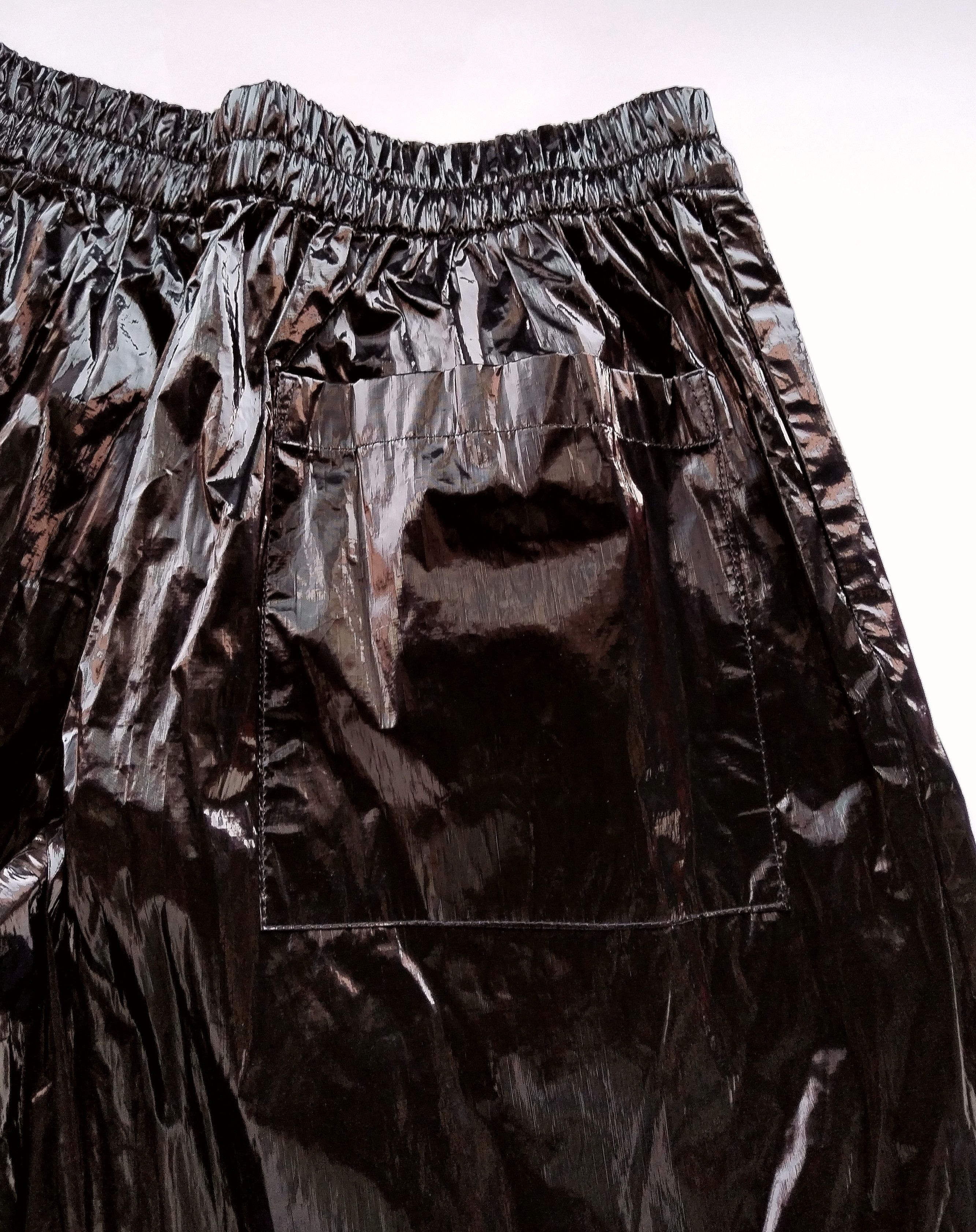 Dries Van Noten Tyvek® coated long shorts Size 25" / US 0 / IT 36 - 11 Thumbnail
