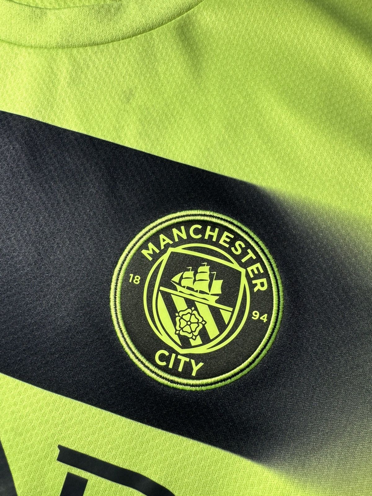 Puma Manchester City Shirt 21/22 Foden Football Jersey T-shirt Size US M / EU 48-50 / 2 - 11 Thumbnail